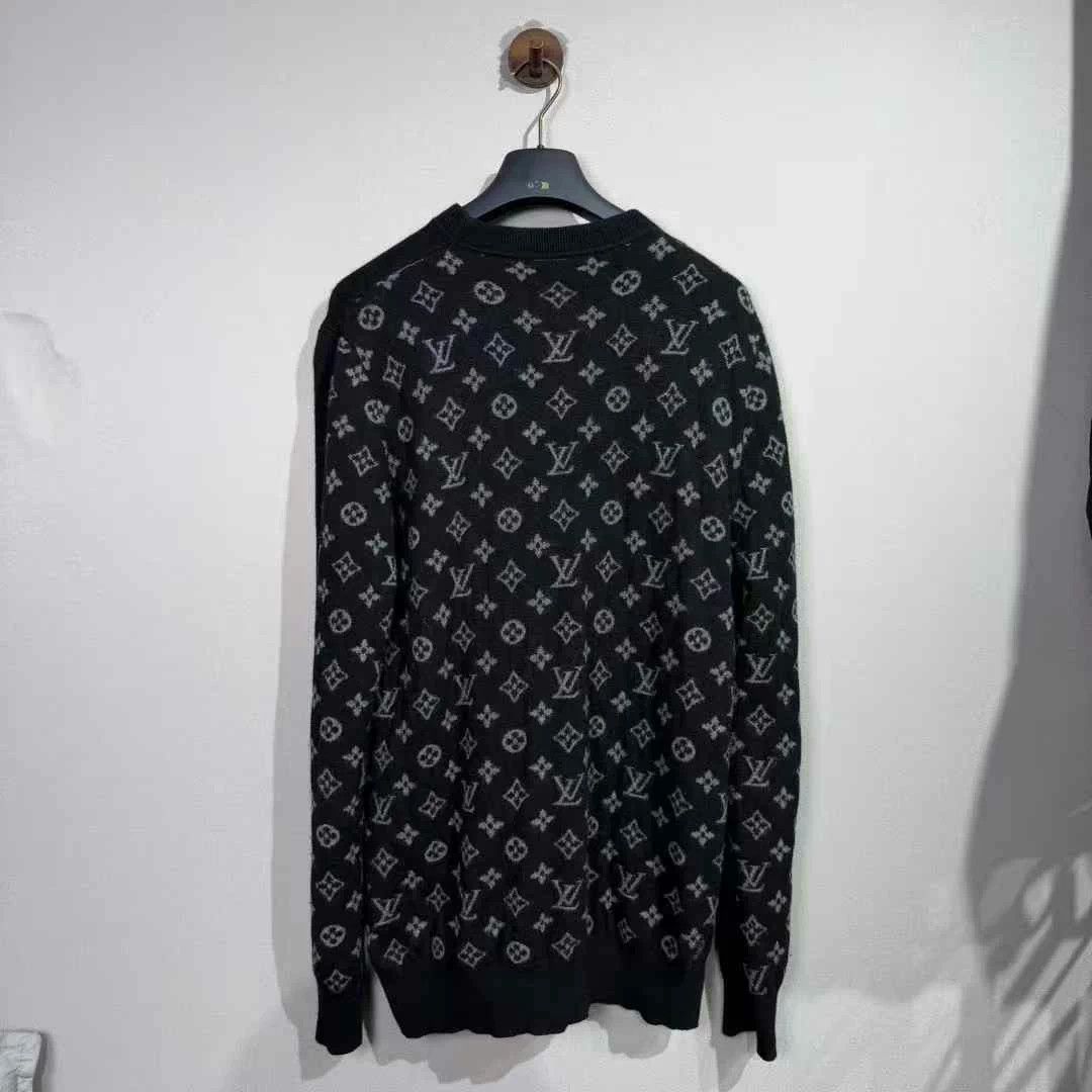 Louis Vuitton Louis Vuitton Grey All-over Print Knit Cashmere Sweater Size US XL / EU 56 / 4 - 2 Thumbnail