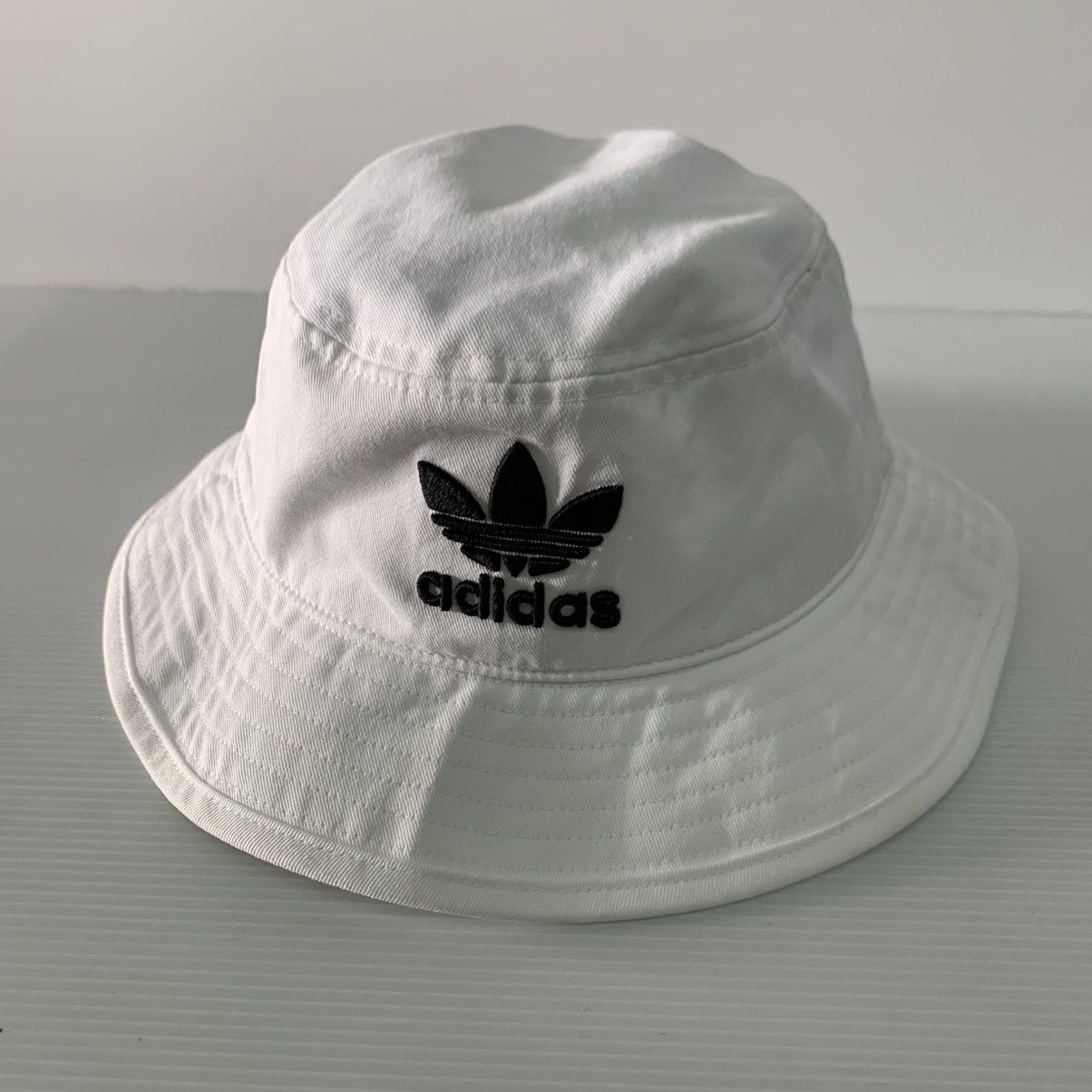 Adidas Adidas white Hats Size ONE SIZE - 1 Thumbnail
