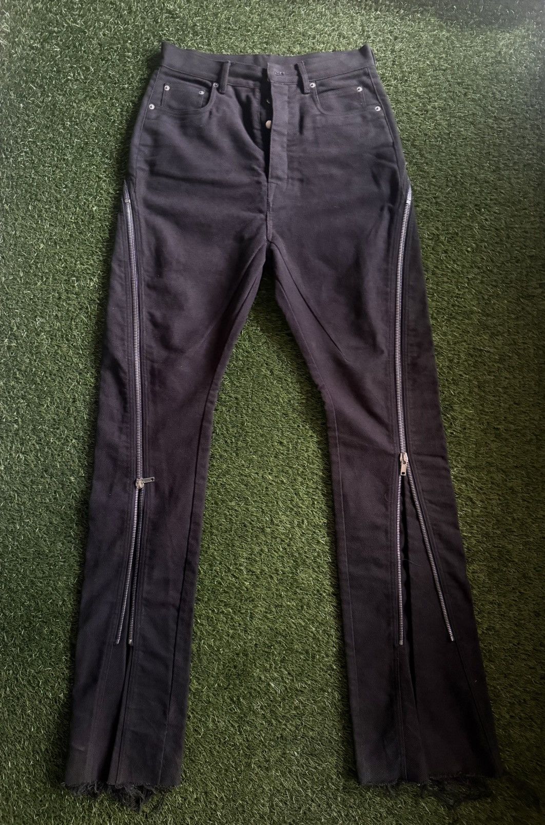 Rick Owens Rick Owens Bolan Banana Cut Size US 29 - 1 Thumbnail