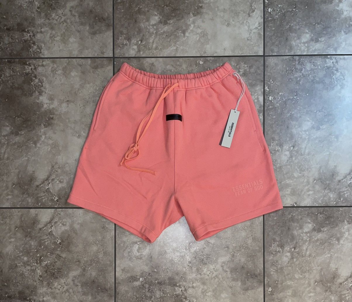 Fear of God Essentials Sweatshorts Coral Size XL