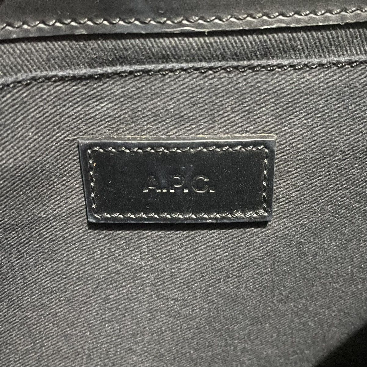 A.P.C. A.P.C bettys slingbag unisex leather Size ONE SIZE - 5 Thumbnail