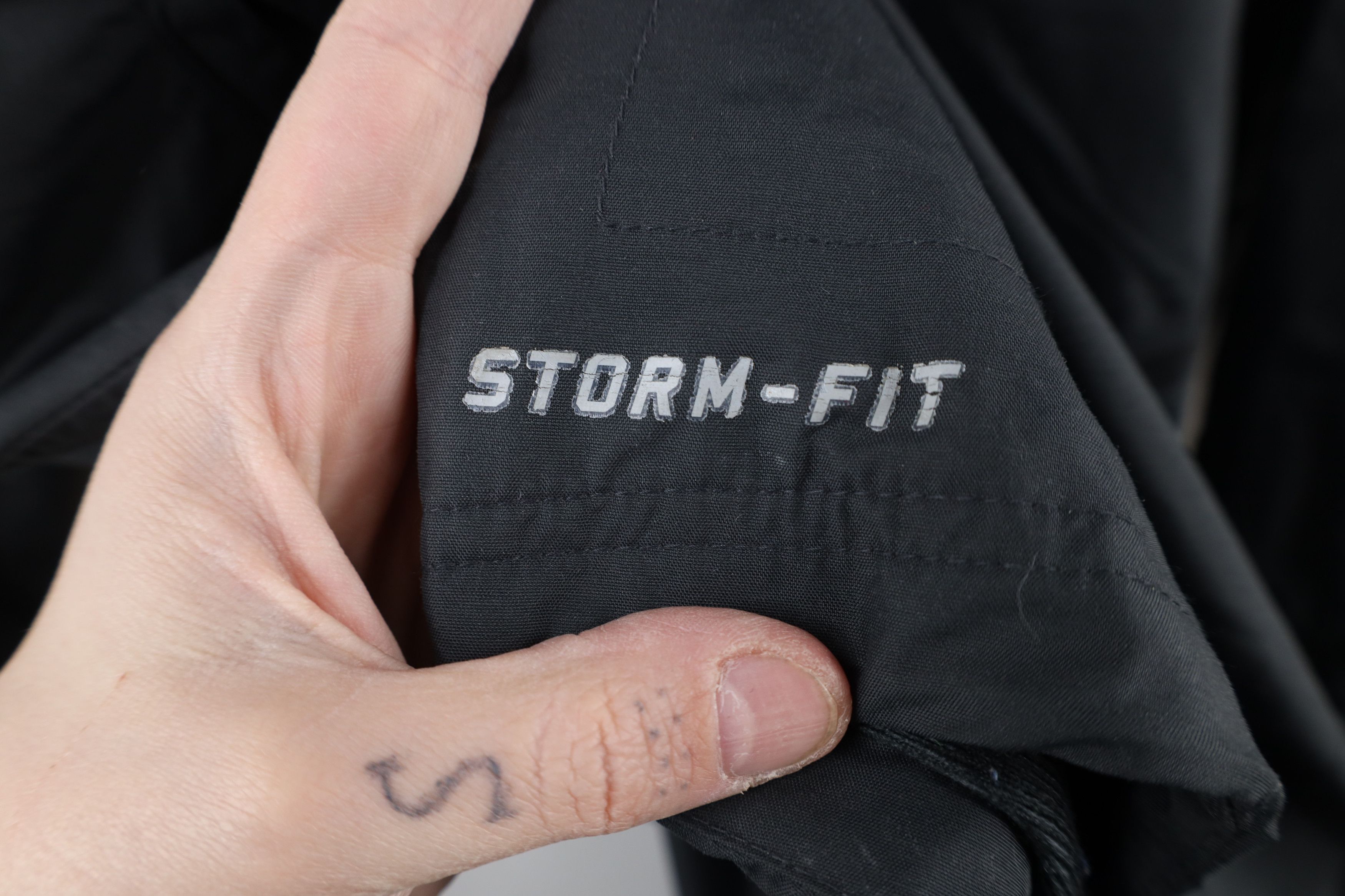 Nike × Vintage NIke Storm Fit Lined Waterproof Full Zip Rain Jacket Size US M / EU 48-50 / 2 - 13 Thumbnail