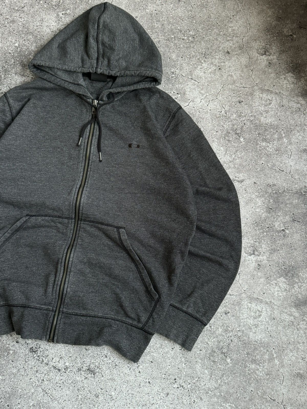 Oakley × Vintage Vintage Oakley outdoor Y2K oversized zip hoodie Size US L / EU 52-54 / 3 - 2 Thumbnail