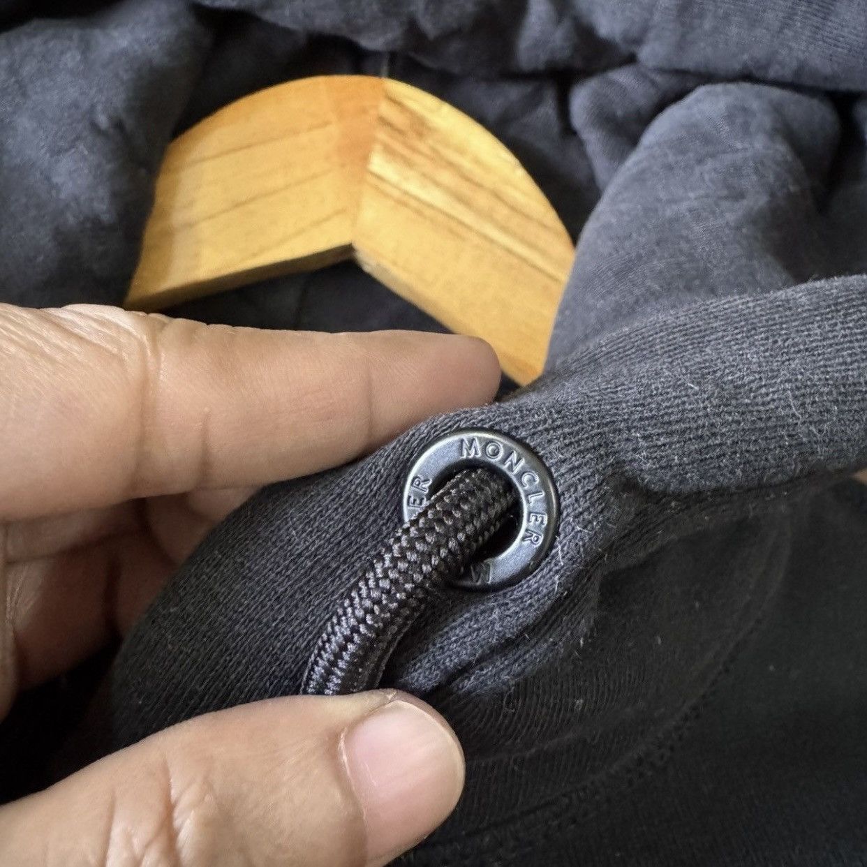 Moncler Moncler Genius 2 Moncler 1952 Black Patch Hoodie FW22 Size US S / EU 44-46 / 1 - 8 Thumbnail