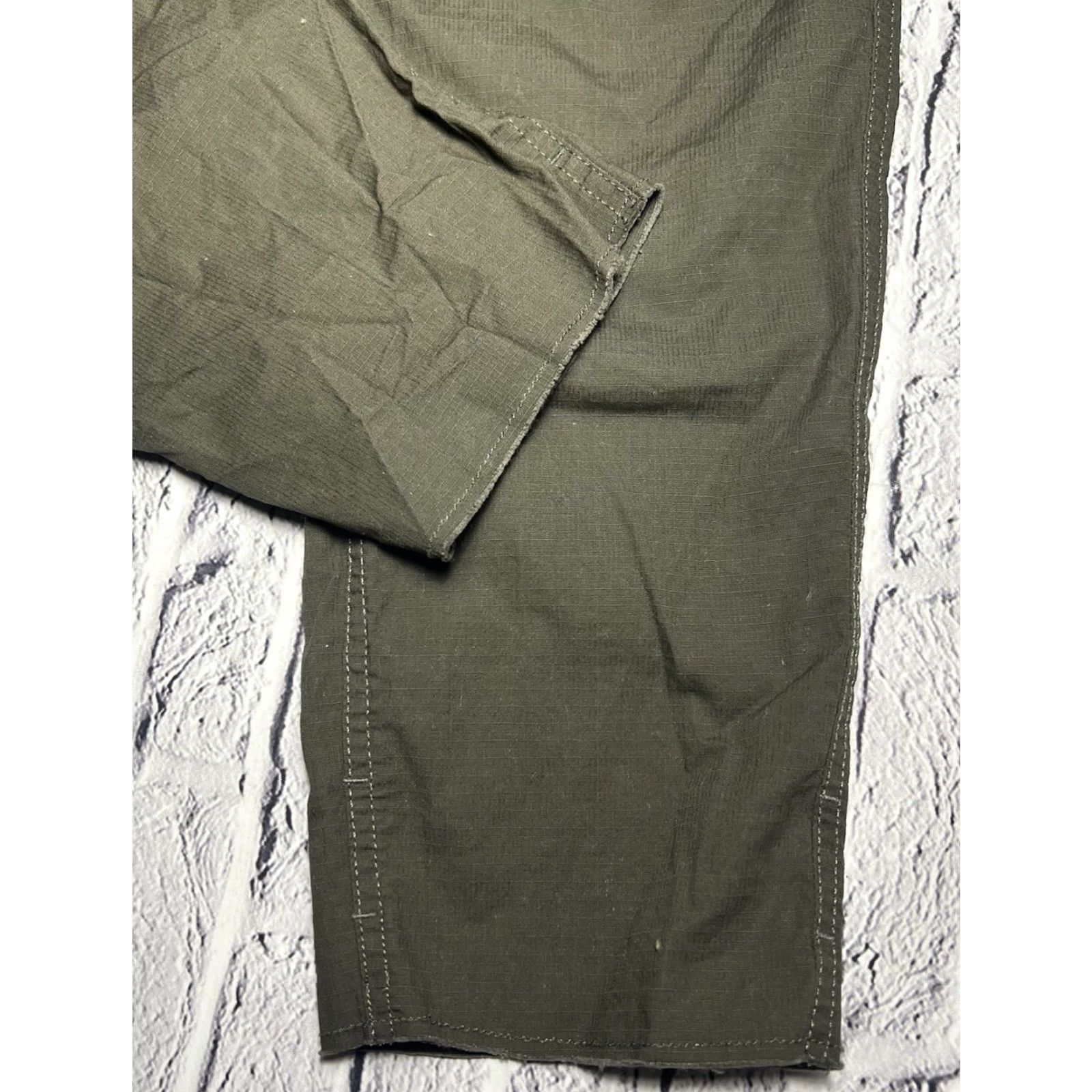 Vuori Vuori Pants Womens M Green The Rise The Shine Wide Leg Ripstop Organic Cotton Cropped Regular Lightweight Pockets Elastic Waist Comfortable Size 32" / US 10 / IT 46 - 6 Thumbnail