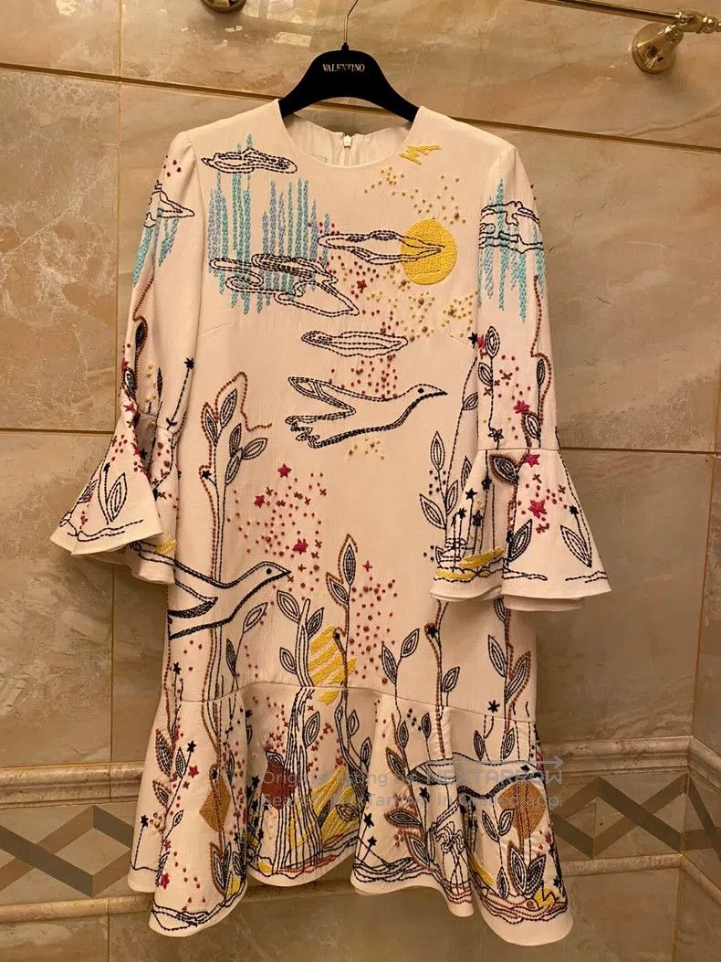 Valentino Valentino Embroidered studded beaded dress Size S / US 4 / IT 40 - 1 Thumbnail