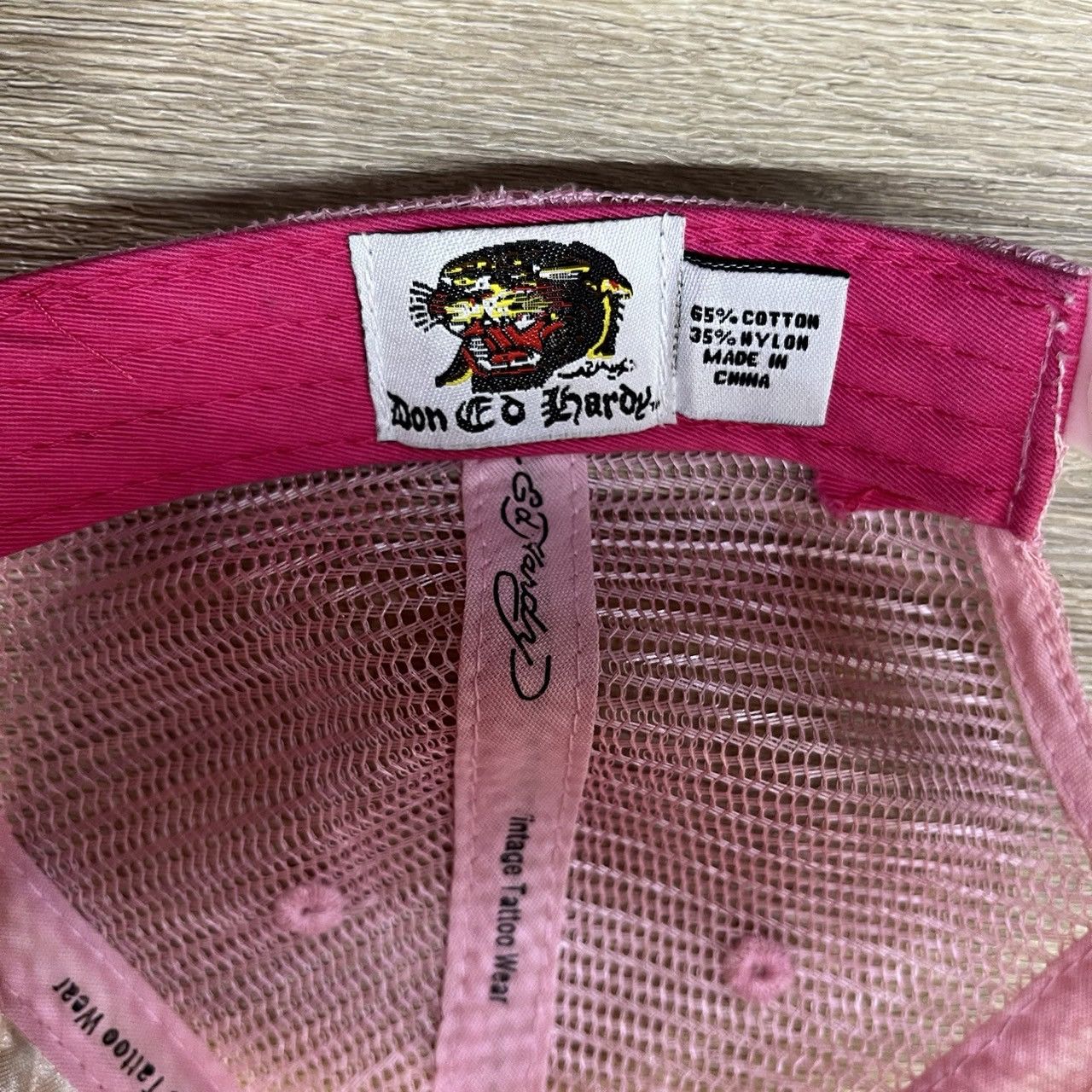 Christian Audigier vintage y2k ed hardy rose trucker hat pink Size ONE SIZE - 8 Thumbnail