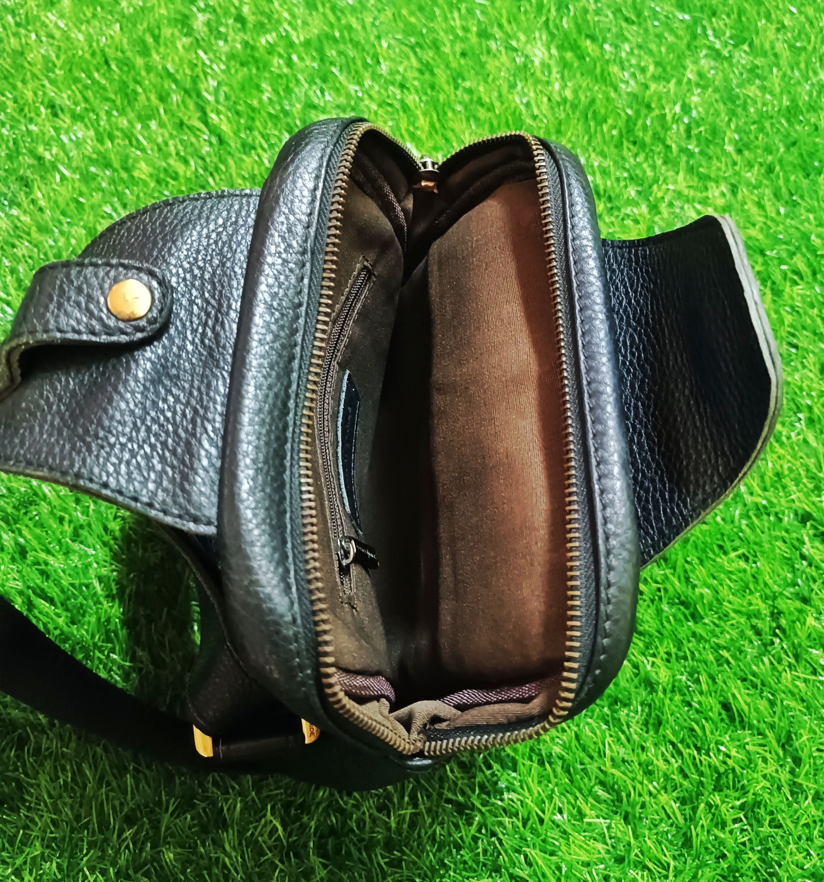 Leather COUNTRY HIDE ORIGINAL LEATHER CHESTBAG POUCHBAG COUNTRYHIDE Size ONE SIZE - 4 Thumbnail