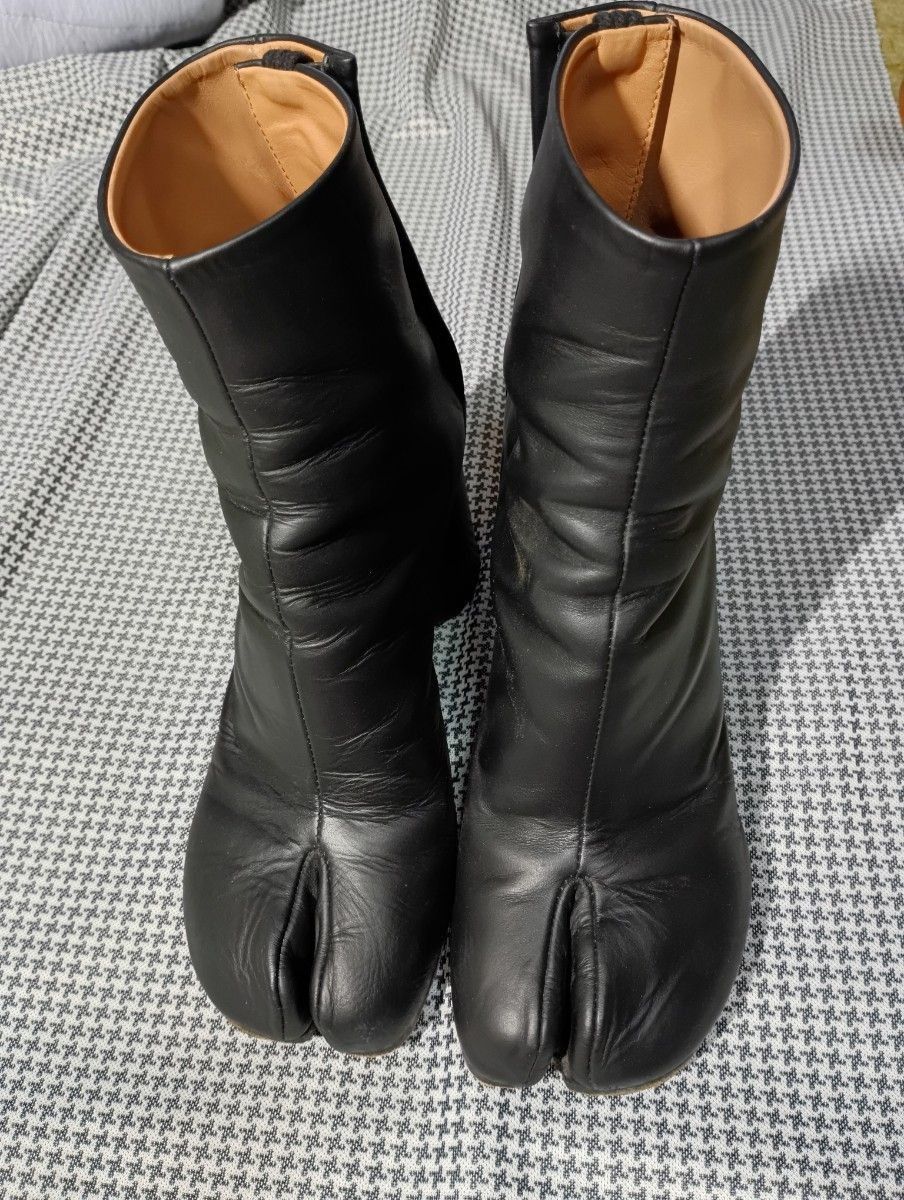 Masion Margiela Tabi Boots Size 37 Black *Outsole Pilling