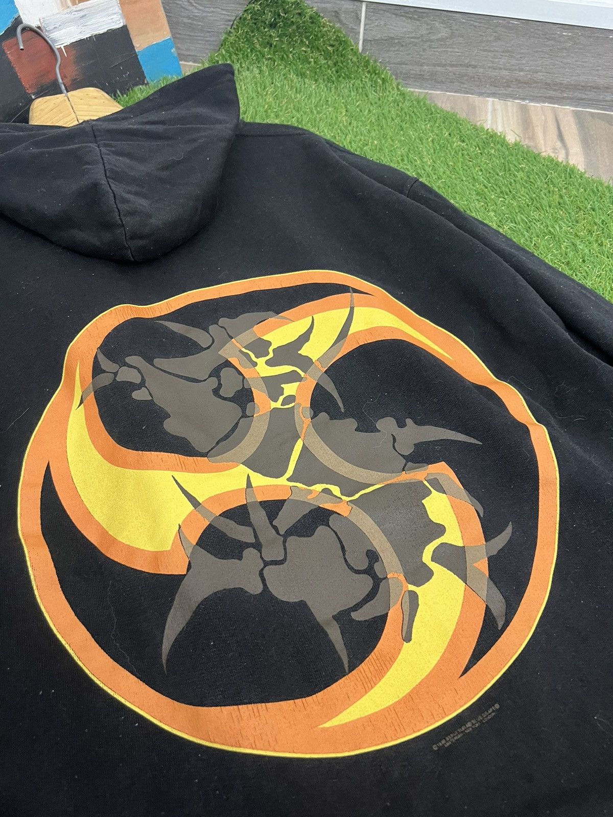 Band Tees Vintage 1993 / 1998 Sepultura Rock Band Hoodie Size US L / EU 52-54 / 3 - 6 Thumbnail