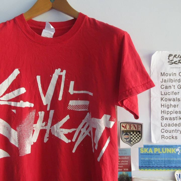 Band Tees × Hysteric Glamour Primal Scream Tshirt Tee evil heat album 2002 Red tee Merc Size US M / EU 48-50 / 2 - 1 Thumbnail