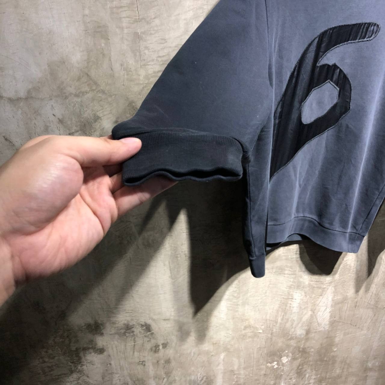 Maison Margiela Maison Margiela MM6 hand logo crewneck long sleeves Size US M / EU 48-50 / 2 - 5 Thumbnail