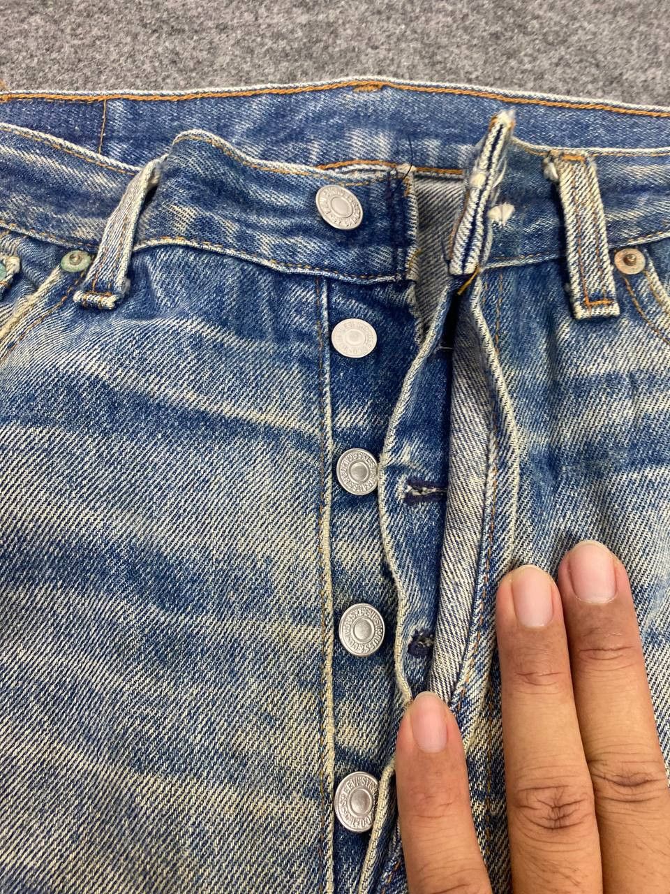 Levi's vintage levis 501xx distressed denim nice design Size US 35 - 19 Thumbnail