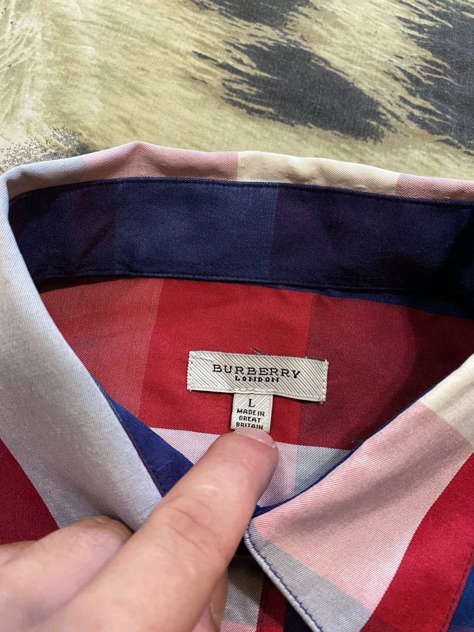 Burberry Burberry Checkered Long Sleeve Shirt VINTAGE Size L / US 10 / IT 46 - 2 Thumbnail