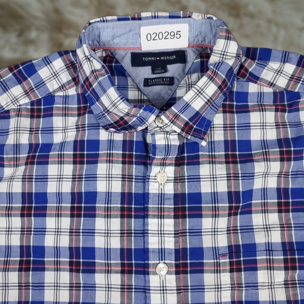 Tommy Hilfiger Tommy Hilfiger Button-Up Shirt Mens Large Blue Plaid Short Sleeve Classic Fit Size US L / EU 52-54 / 3 - 1 Thumbnail