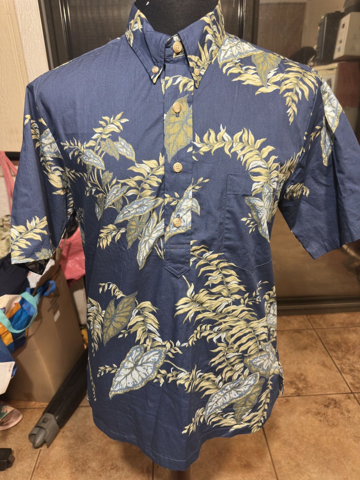 Other PreOwned Kahala Hawaiian Print Blue 3/4 Button Men's Medium Size US M / EU 48-50 / 2 - 1 Thumbnail