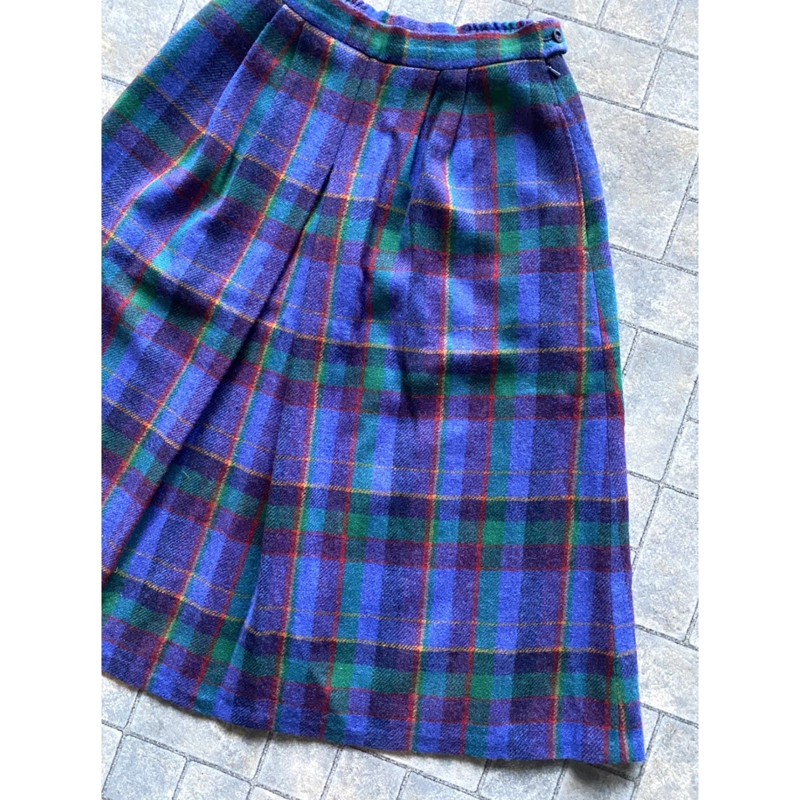 Vintage VTG Avoca Collection Ireland MEDIUM Pure New Wool Plaid Lined Skirt WITH POCKETS Size 32" / US 10 / IT 46 - 3 Thumbnail