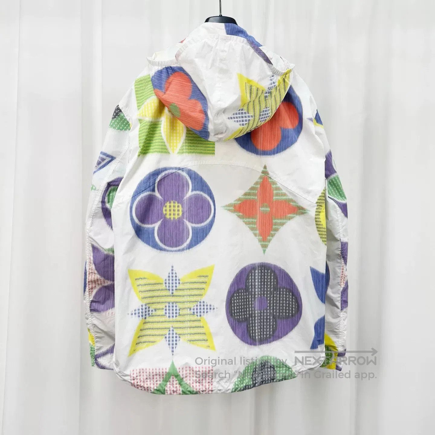 Louis Vuitton louis vuitton printed windbreaker jacket size 46. Size US M / EU 48-50 / 2 - 2 Thumbnail