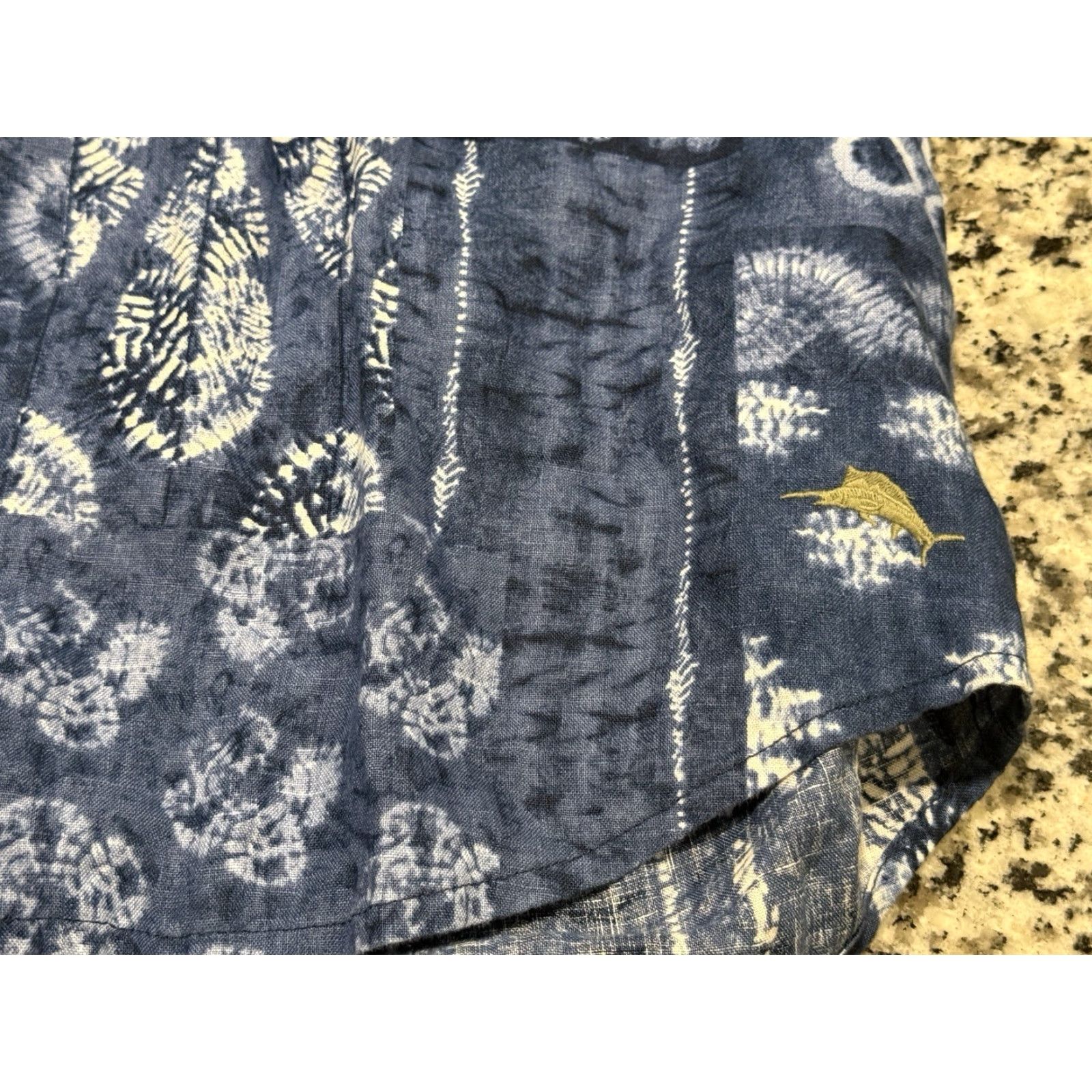 Tommy Bahama Tommy Bahama Shirt Men XXL Blue Pina Shibori Hawaiian Floral Long Sleeve Linen Button-Up Size US XXL / EU 58 / 5 - 5 Thumbnail