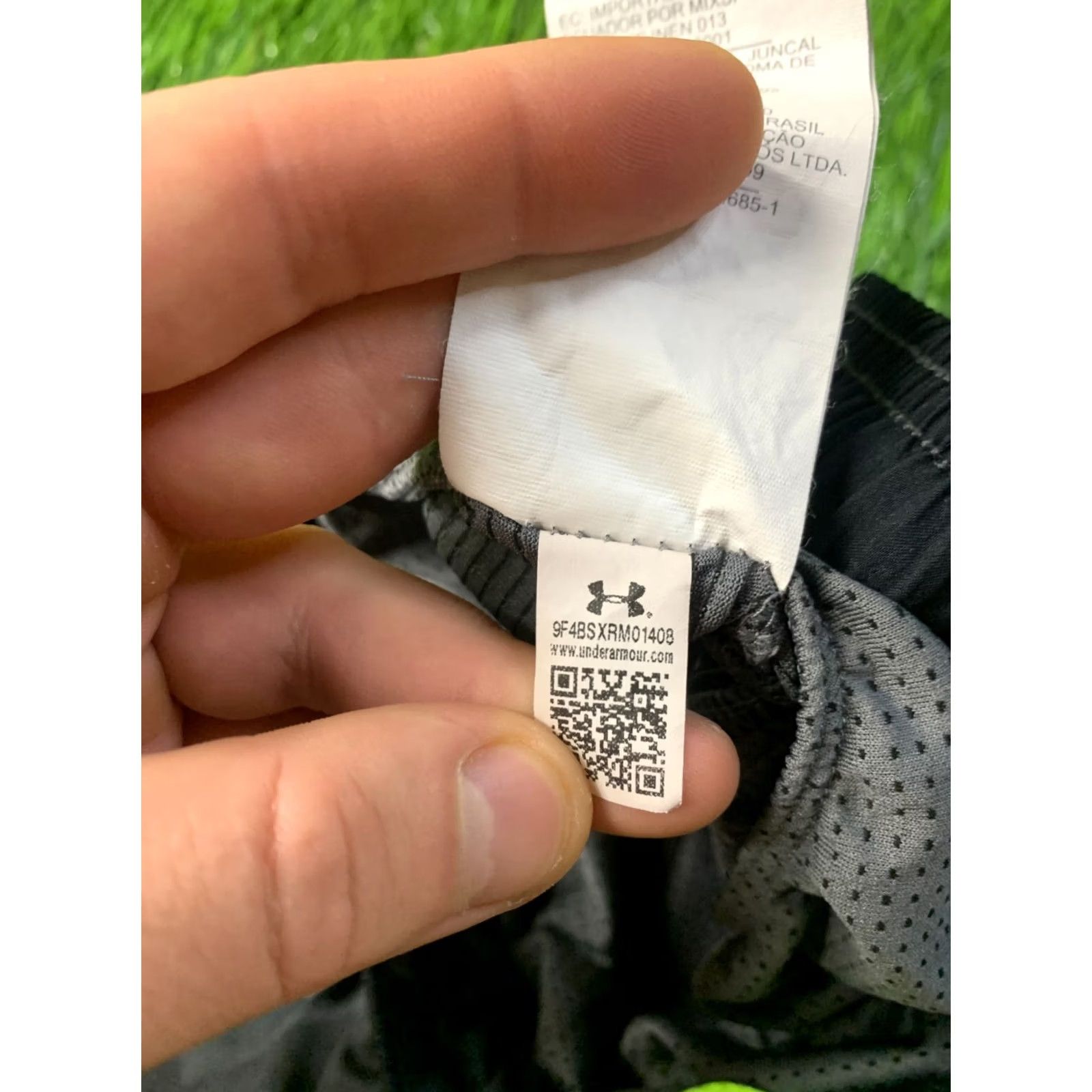 Under Armour Under Armour HeatGear ORIGINAL Training Shorts Mens S Black and Gray 1272870 Size US 29 - 6 Thumbnail