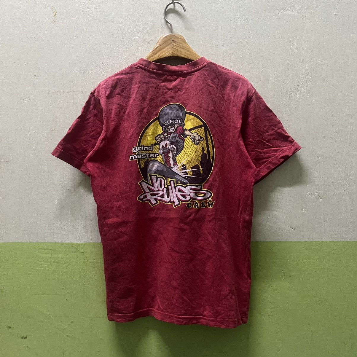 Santa Cruz Skateboards Rare Distressed Vintage No Rules Skateboard Backhit Tees Size US XS / EU 42 / 0 - 1 Thumbnail