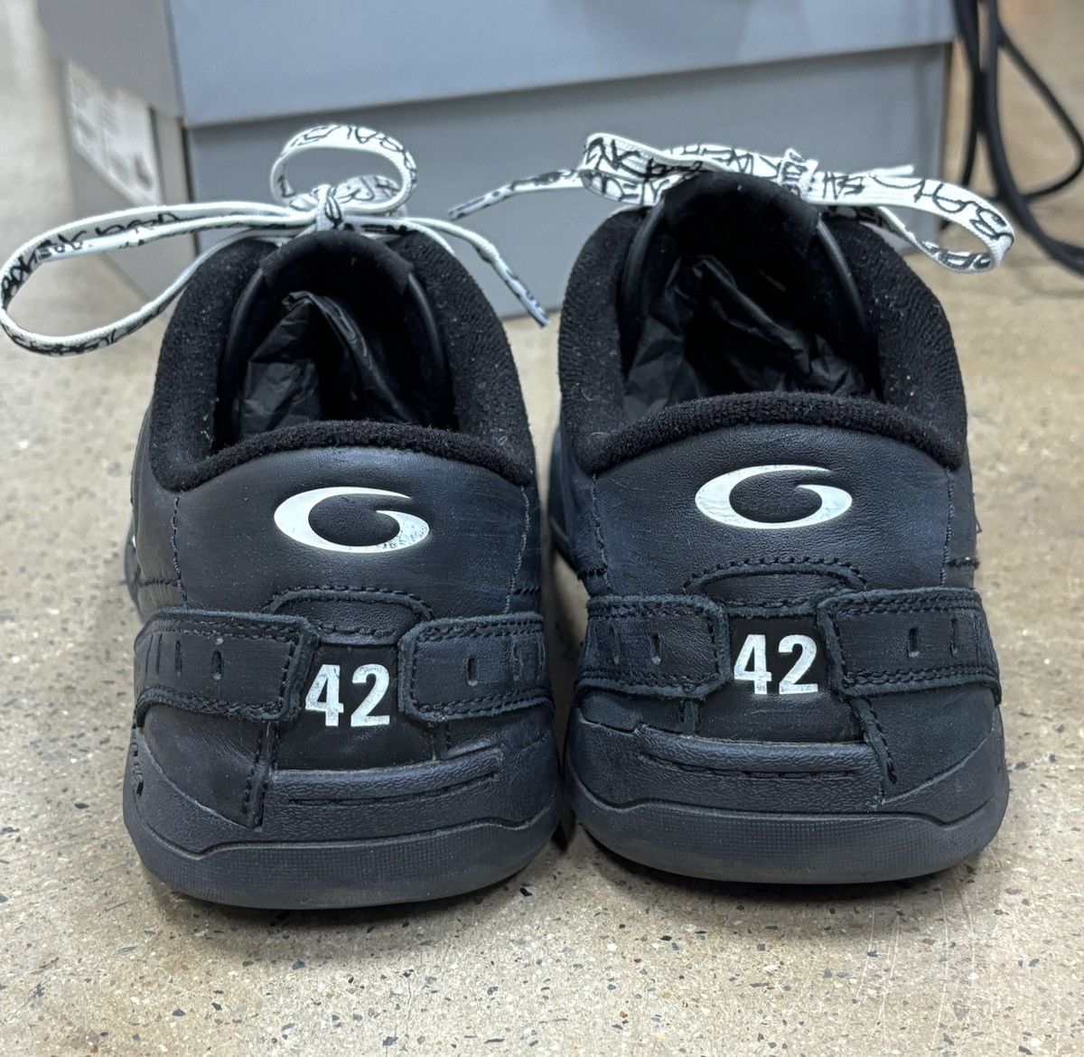 Balenciaga Balenciaga Hamptons Worn-out（EU 42） Size US 10 / EU 43 - 8 Thumbnail
