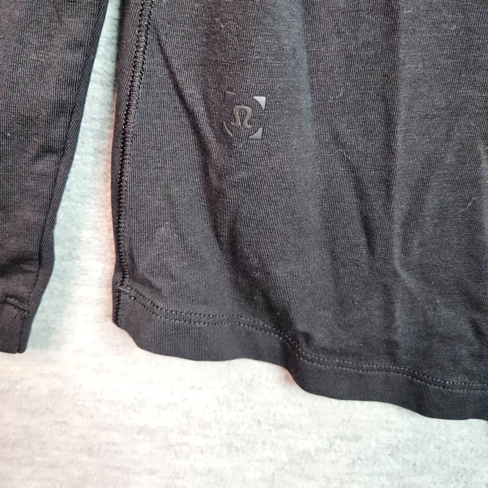 Lululemon LULULEMON Men's Black Crew-neck Long Sleeve Shirt L Size US L / EU 52-54 / 3 - 3 Thumbnail