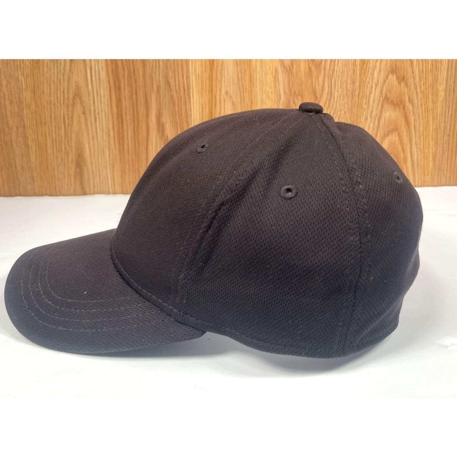 Athletic Works Athletic Works Hat Adults S/M Black Polyester Fitted Cap Stretch Baseball Cap Size ONE SIZE - 3 Thumbnail