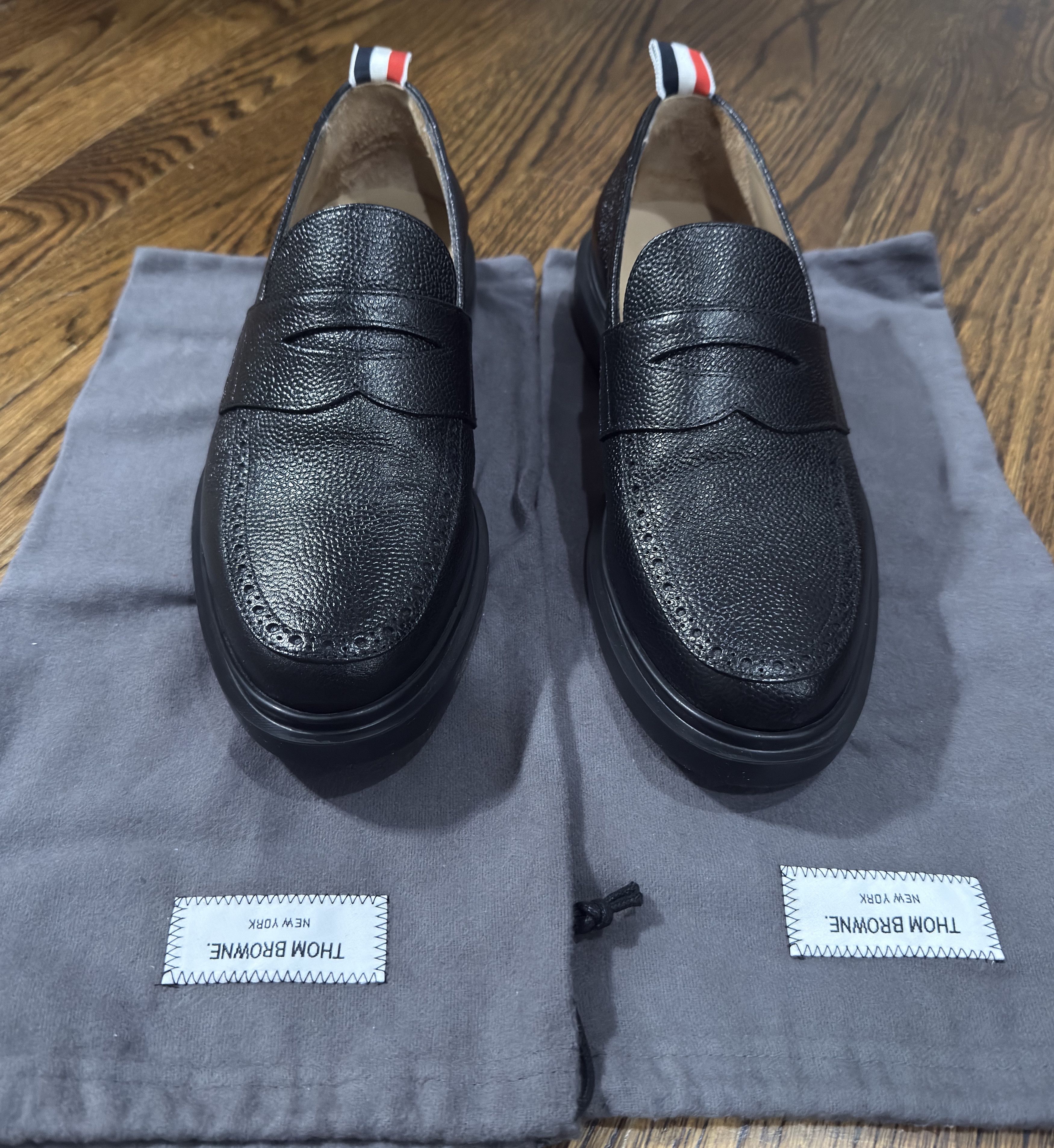 Thom Browne Thom Browne Pebble Grain Penny Loafer Black Size 8 Size US 8 / EU 41 - 1 Thumbnail