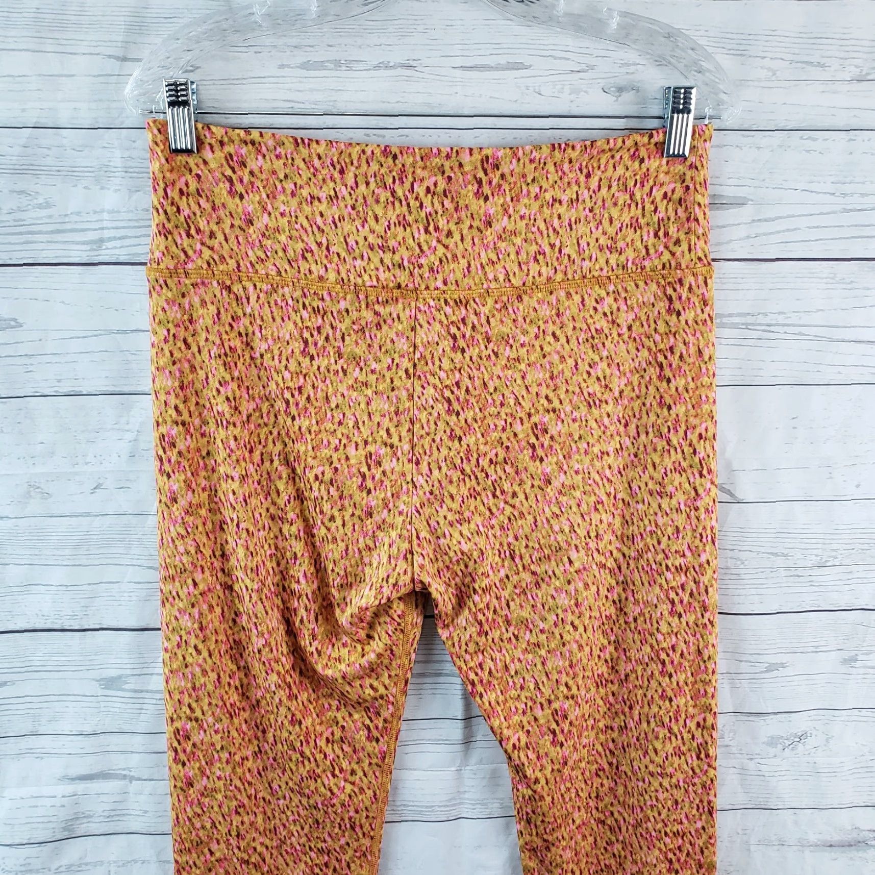 Lou & Grey Lou & Grey Womens Leggings Sz Large Pink Orange High Rise Color Multicolor Inseam 26.5 in Activewear Size 36" / US 14 / IT 50 - 4 Thumbnail