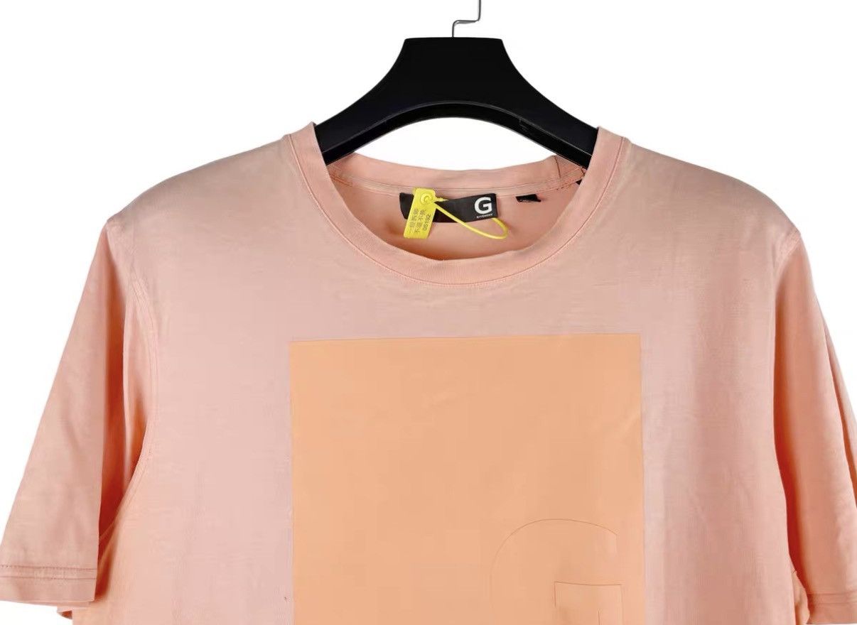 Givenchy G by Givenchy Pink Embossed Print Short Sleeve Tee J31 Size US XL / EU 56 / 4 - 3 Thumbnail