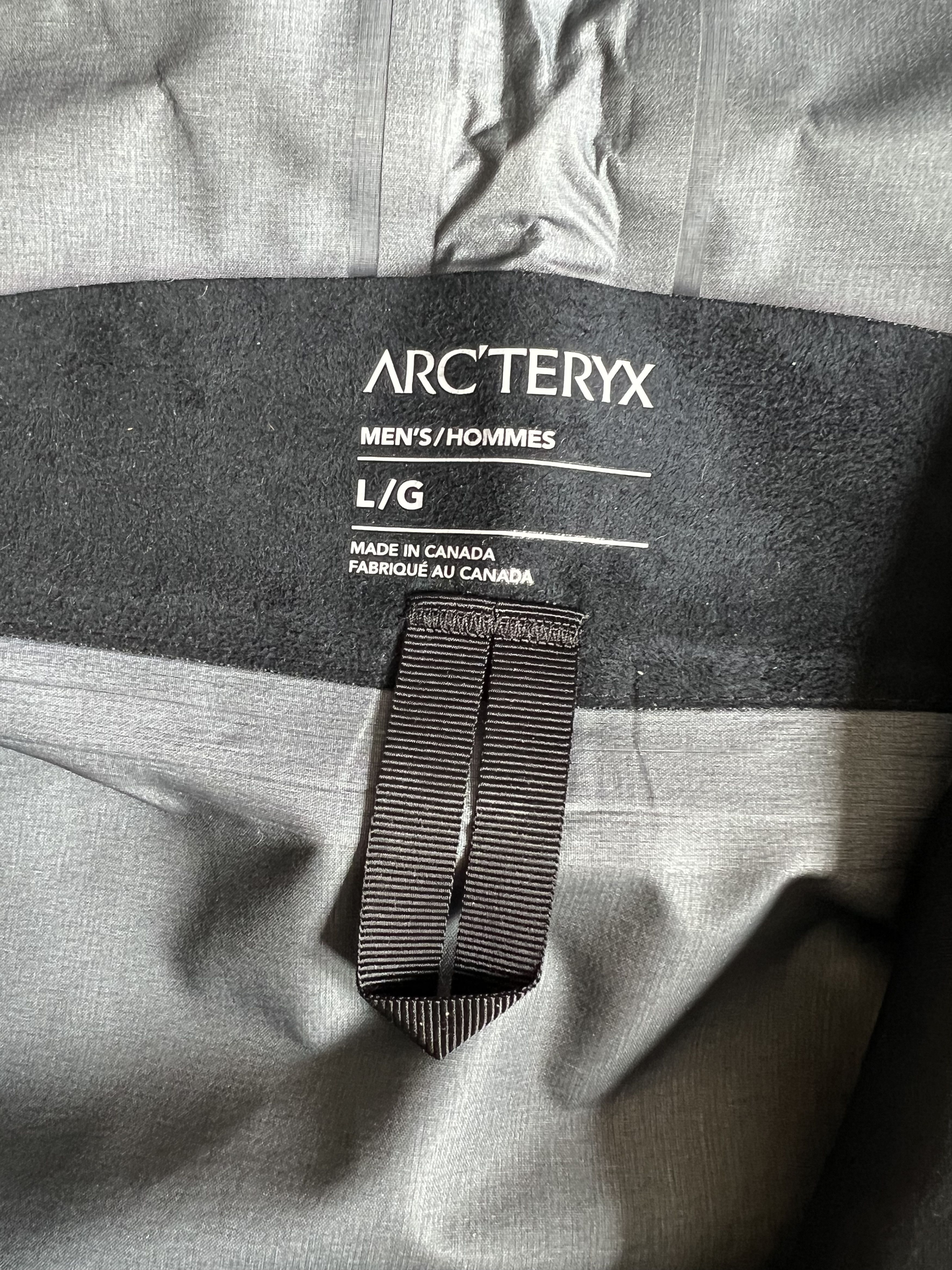 Arc'teryx Fall 23’ Alpha SV 24K Gold Dark Magic / Gorpcore / Gore-Tex Size US L / EU 52-54 / 3 - 6 Thumbnail