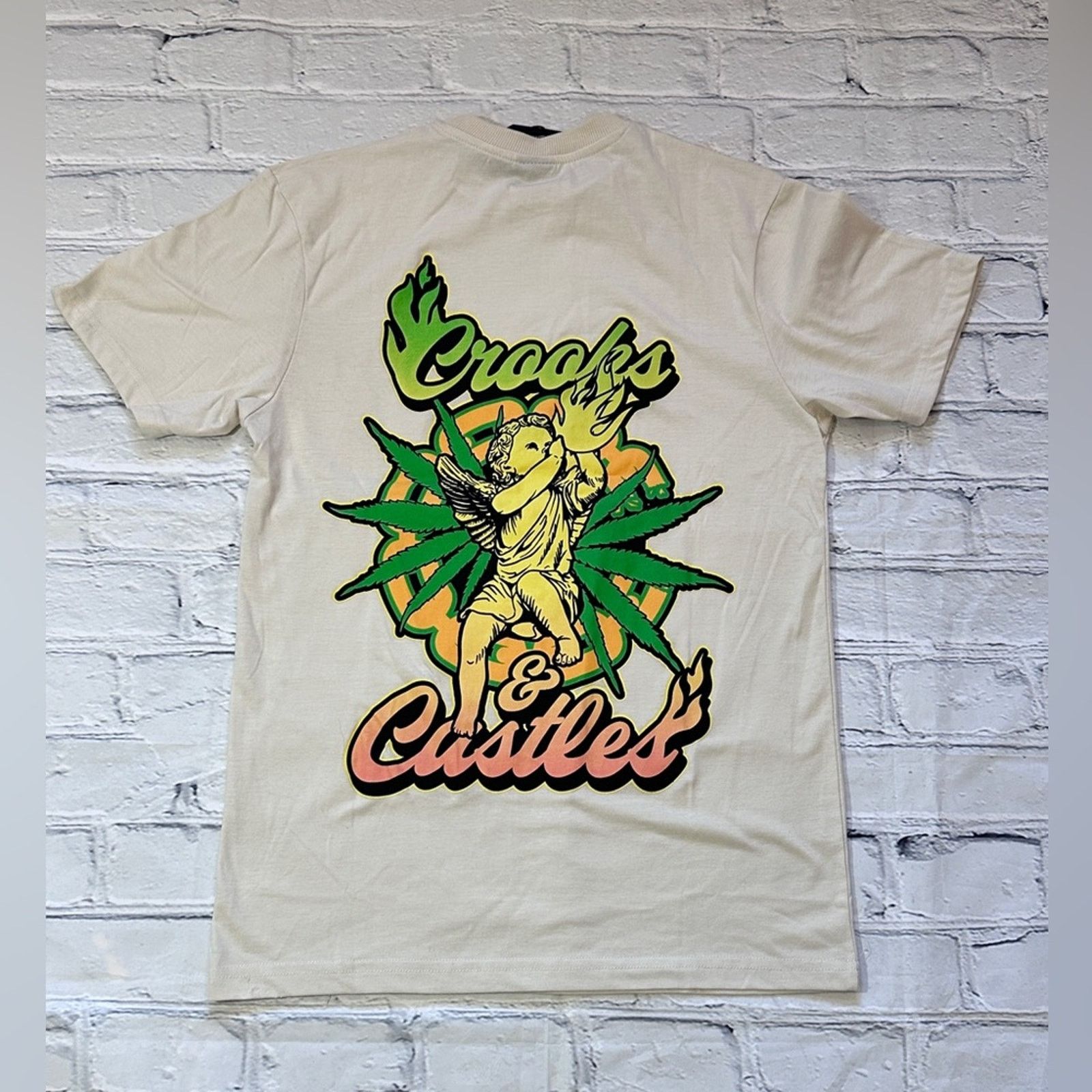 Crooks & Castles NWT Crooks & Castles Vintage Cherub 420 leaf graphic inBeige Size US S / EU 44-46 / 1 - 4 Thumbnail