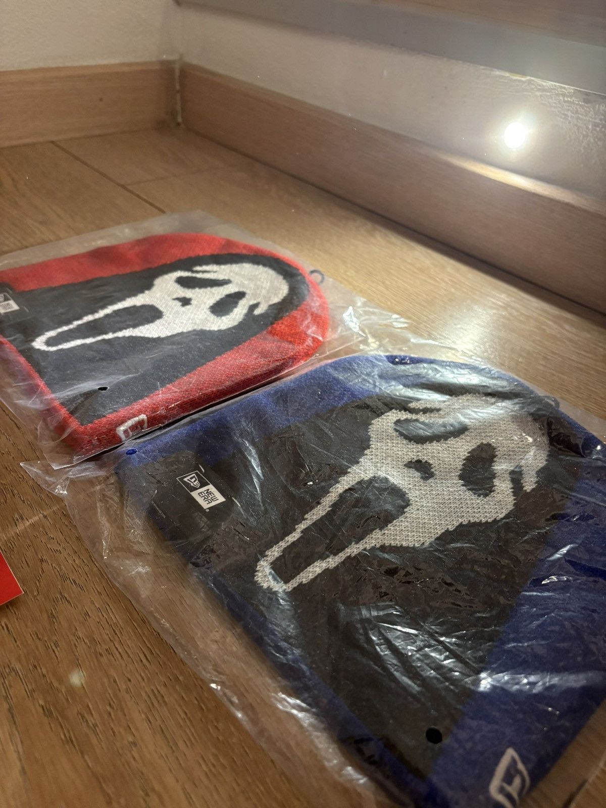 New Era × Supreme Supreme x Ghostface x New Era Red Beanie Size ONE SIZE - 8 Thumbnail