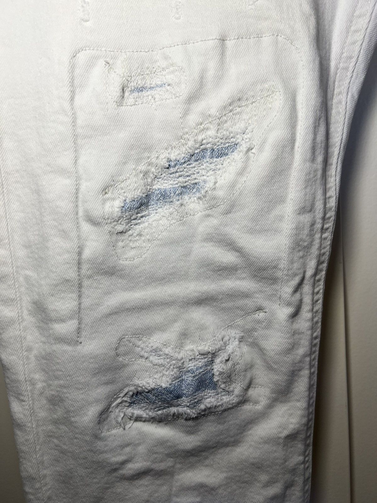 Guess Vintage Guess Jean USA patched distressed white skinny jeans Size US 33 - 8 Thumbnail