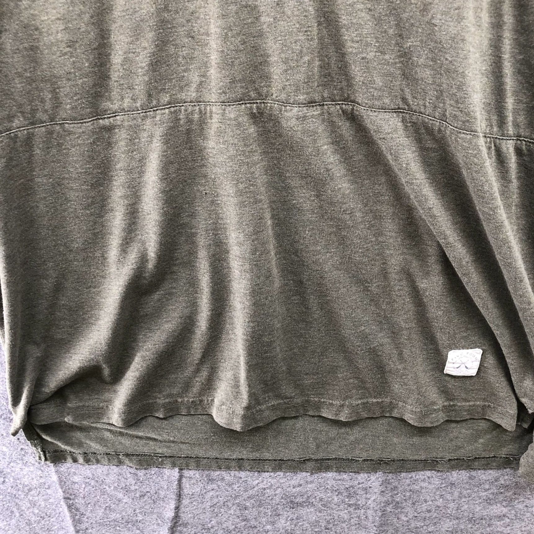 Olive Five Four T Shirt Mens L Short Sleeve Olive Green Crewneck Solid Knit Cotton Short Sleeve Mens L Green Size US L / EU 52-54 / 3 - 4 Thumbnail