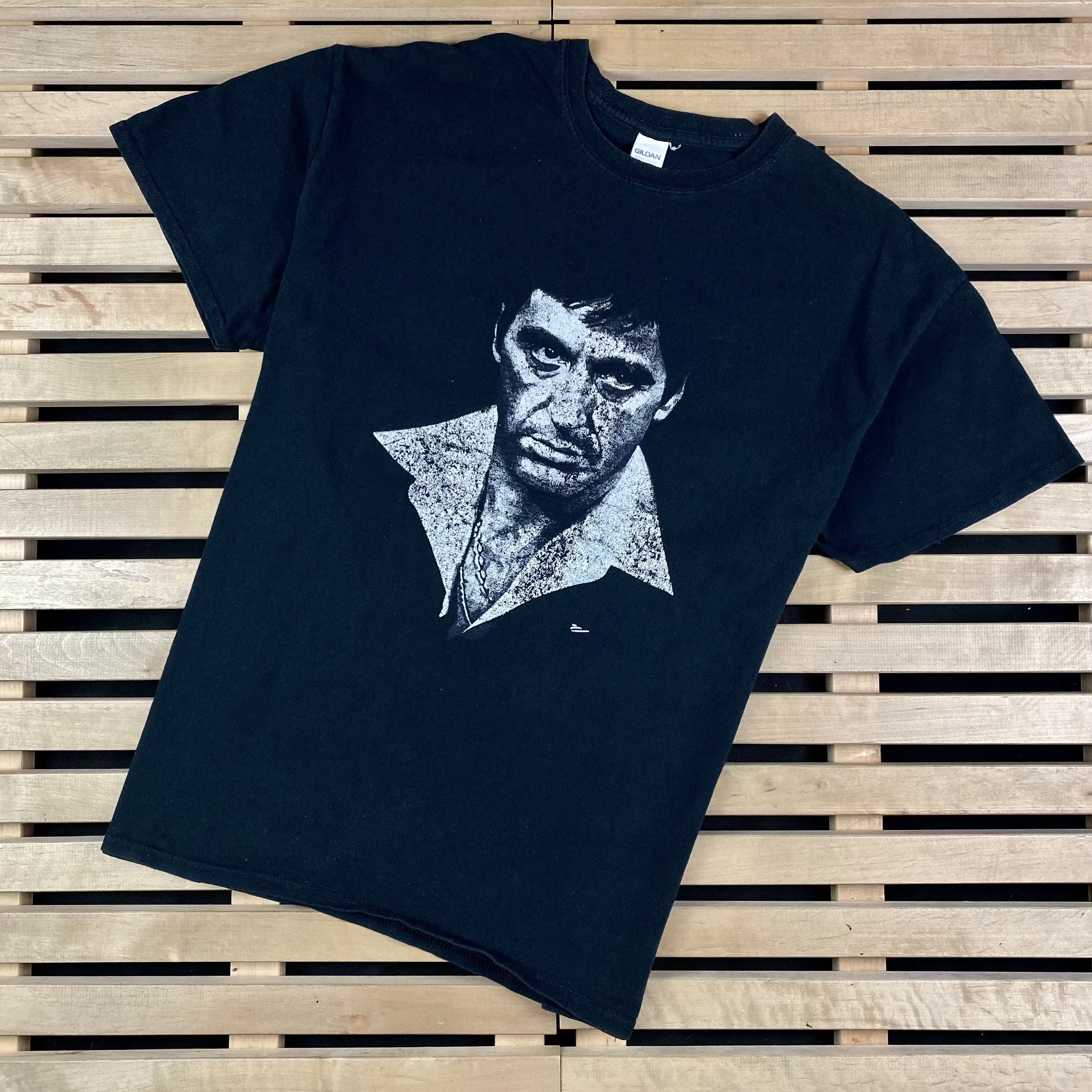 Vintage Mens Vintage T Shirt Tony Montana Size XL Size US XL / EU 56 / 4 - 1 Thumbnail