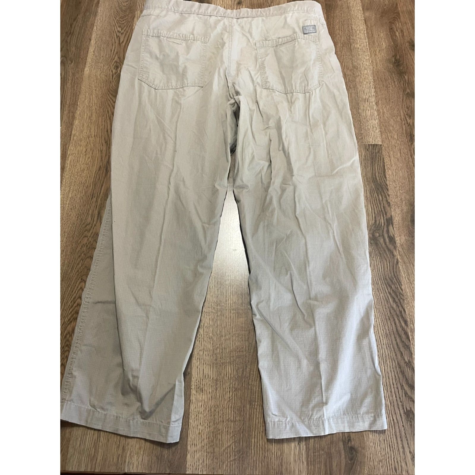 Chaps Chaps Pants Mens 38x30 Tan Built in Belt Straight Leg Pockets Chino Bassline Casual Pants Mens Size 38x30 Brown Flat Front Regular Inseam 30in Size US 38 / EU 54 - 2 Thumbnail