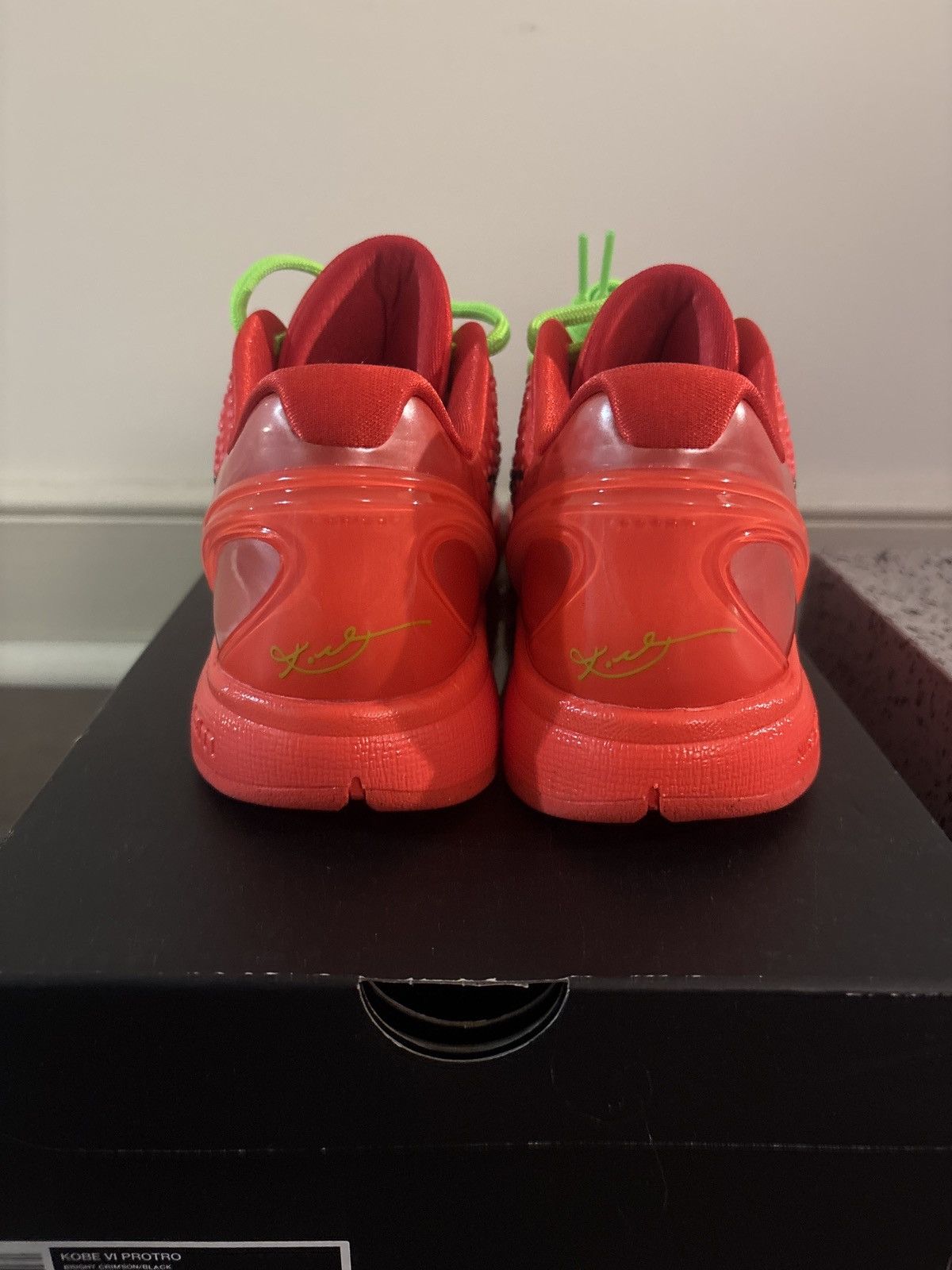 Nike Kobe 6 Reverse Grinch Size US 7.5 / EU 40-41 - 7 Thumbnail