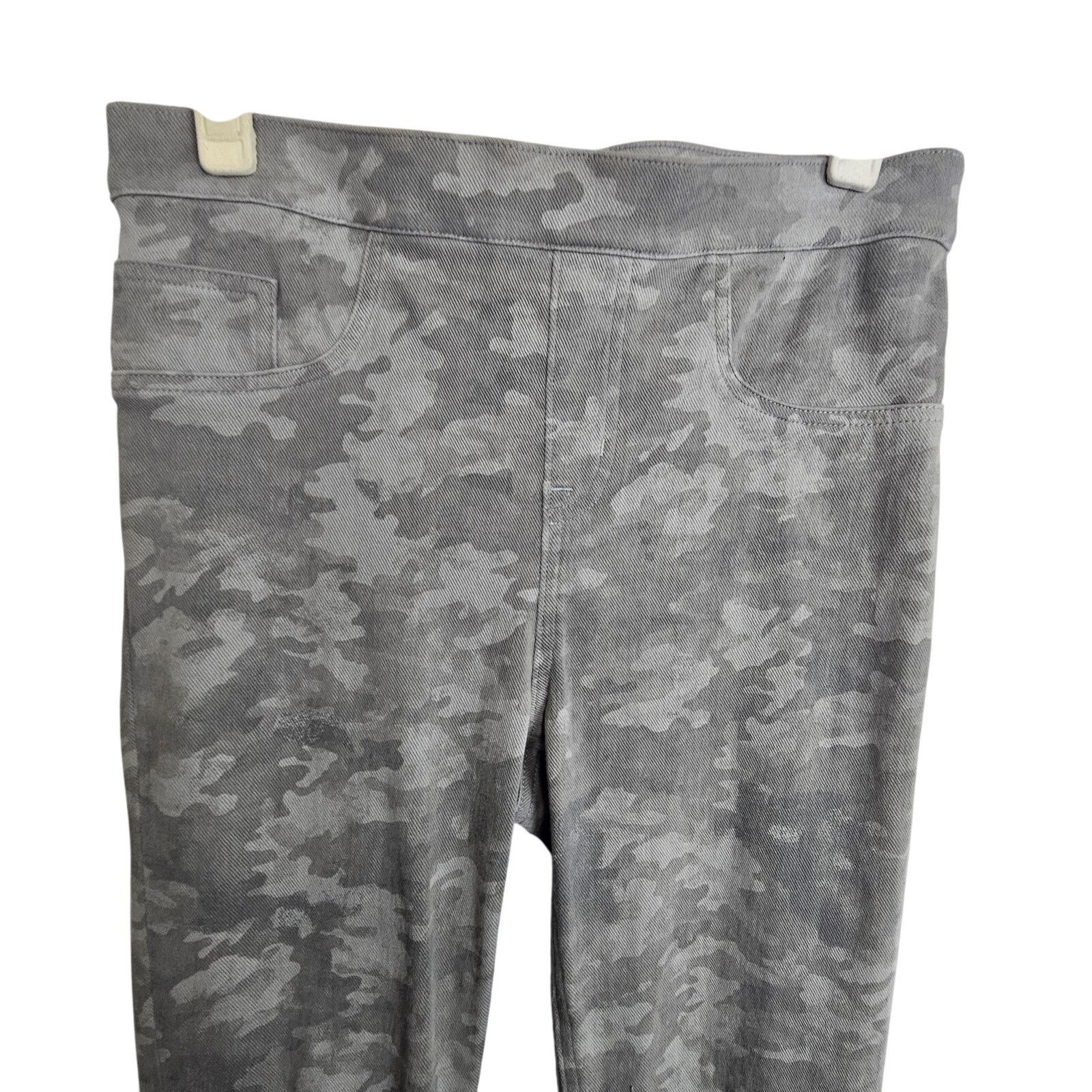 Spanx Spanx Women Camo Jeggings M Stretch Pants Casual Compression Size 30" / US 8 / IT 44 - 2 Thumbnail