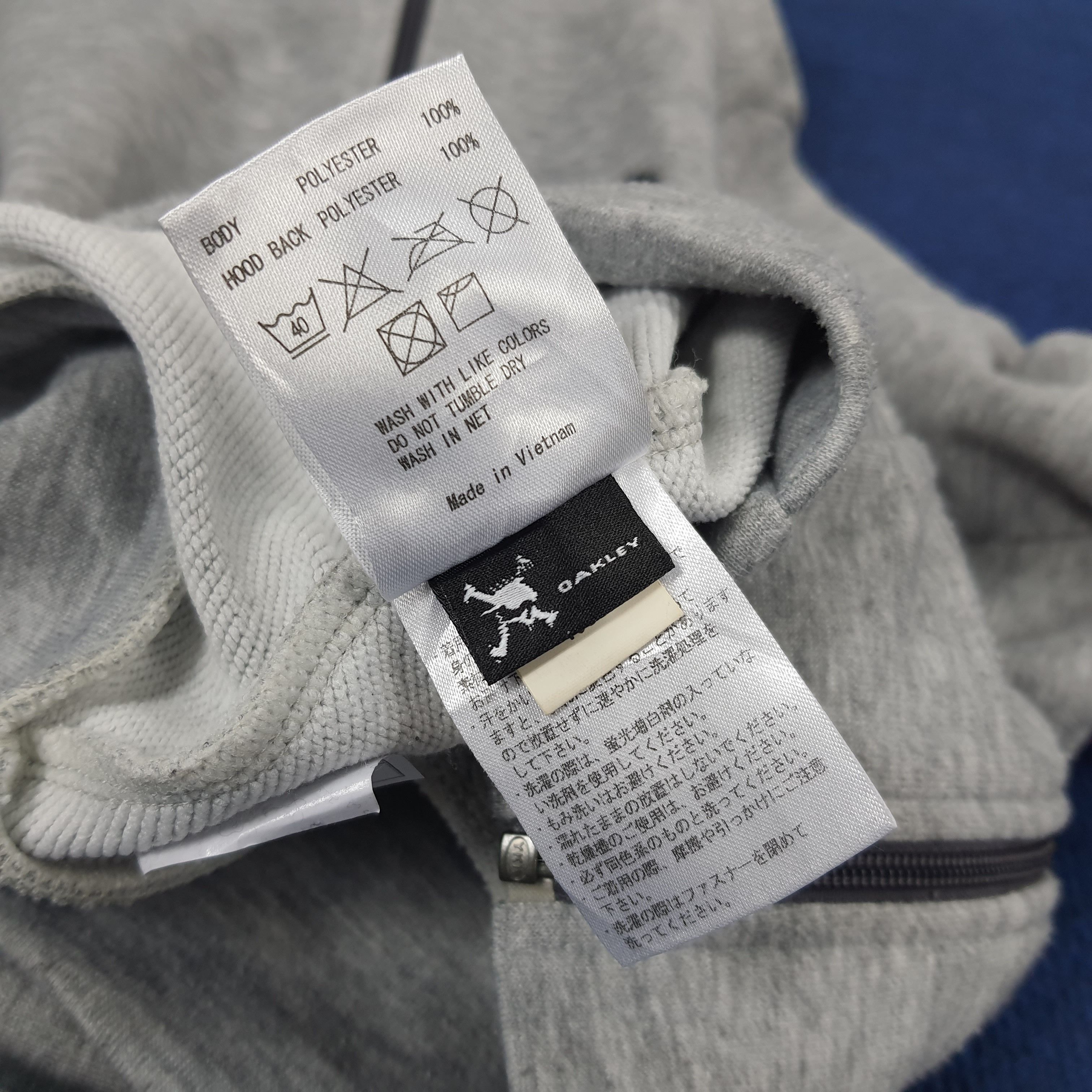 Oakley × Vintage Vintage Oakley Camo Logo Zipper Sweatshirt Hoodie Size US M / EU 48-50 / 2 - 9 Thumbnail