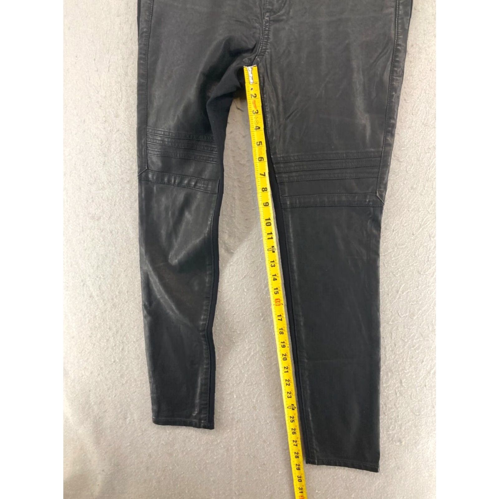 Vintage PILCRO AND THE LETTERPRESS Women’s Jegging Pants 30 Black Faux Leather Skin Tight 90s Gothic Size 30" / US 8 / IT 44 - 5 Thumbnail