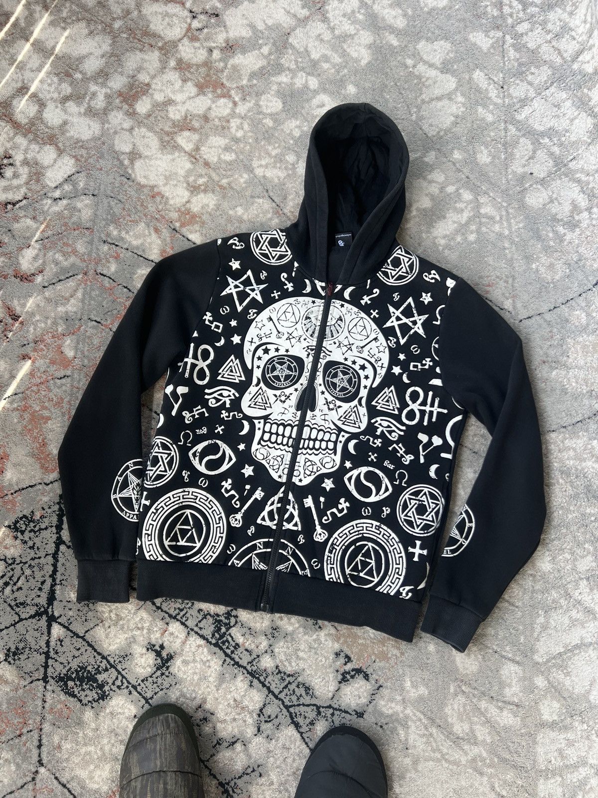 Japanese Brand Banned Apparel Hoodie Size US S / EU 44-46 / 1 - 1 Thumbnail