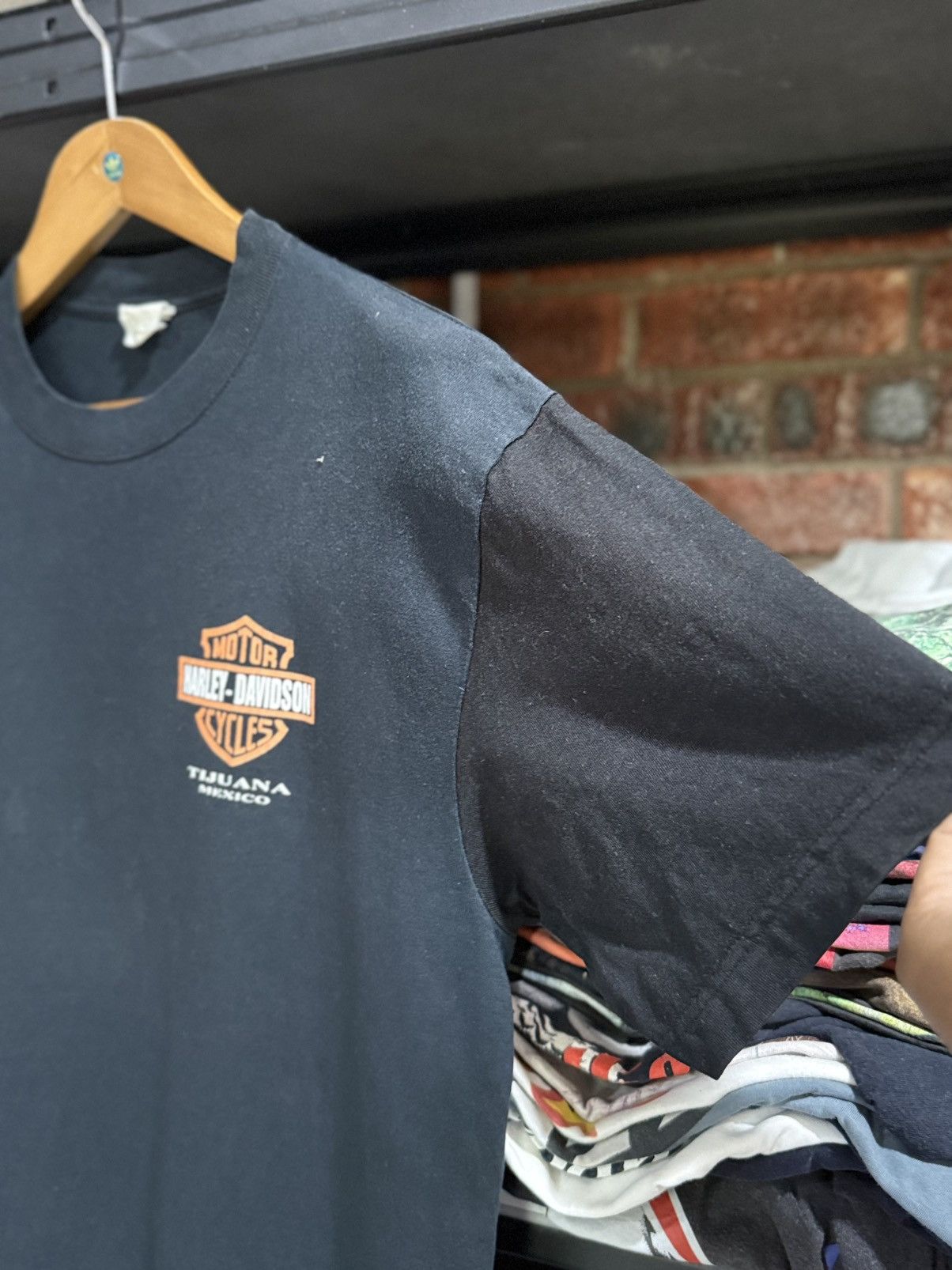 Harley Davidson Vintage 90s Harley Davidson Lonney Tones Two Tone Faded Tee Size US L / EU 52-54 / 3 - 6 Thumbnail