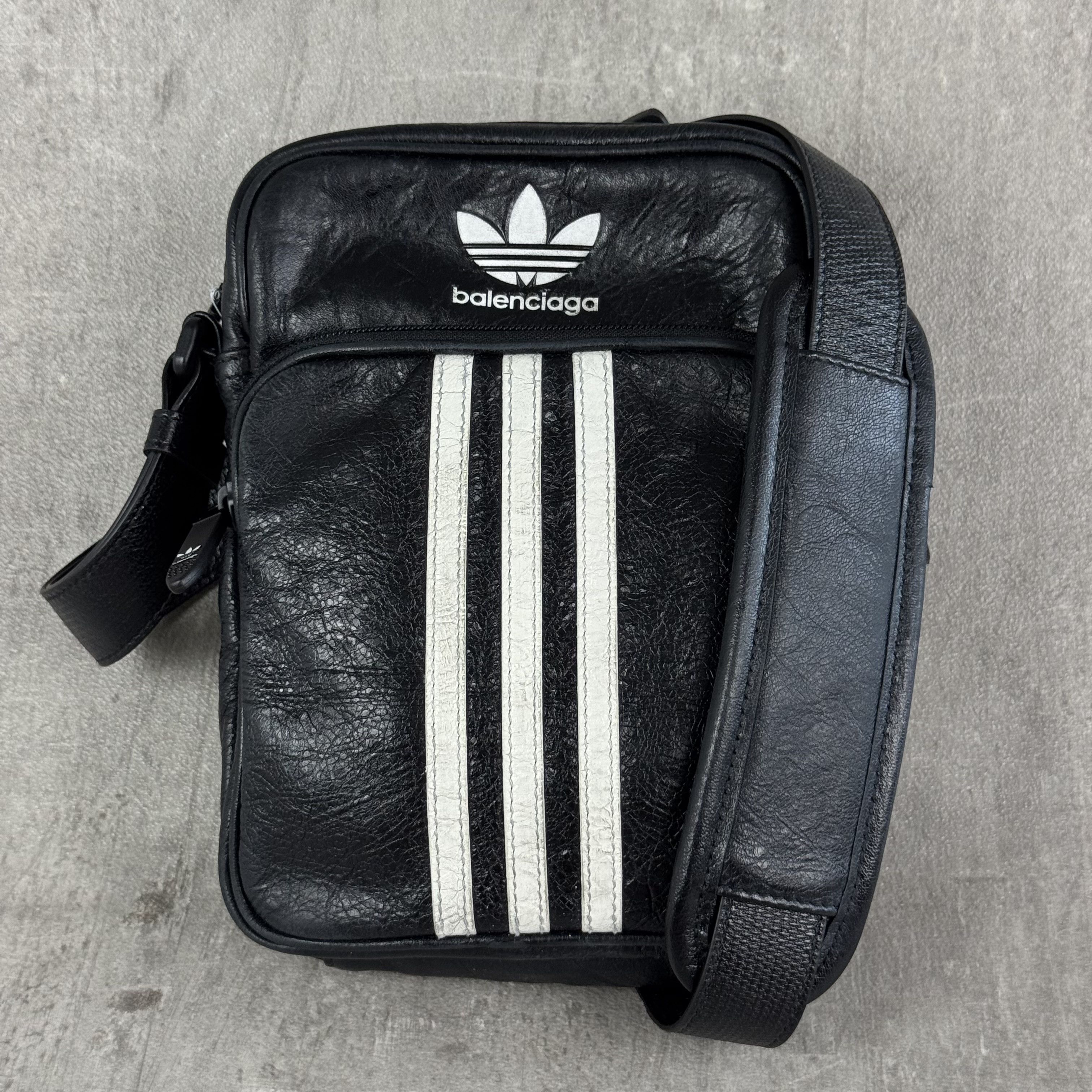 バッグ adidas BALENCIAGA small Backpack Balenciaga x adidas Small Backpack Black in Aged Arena