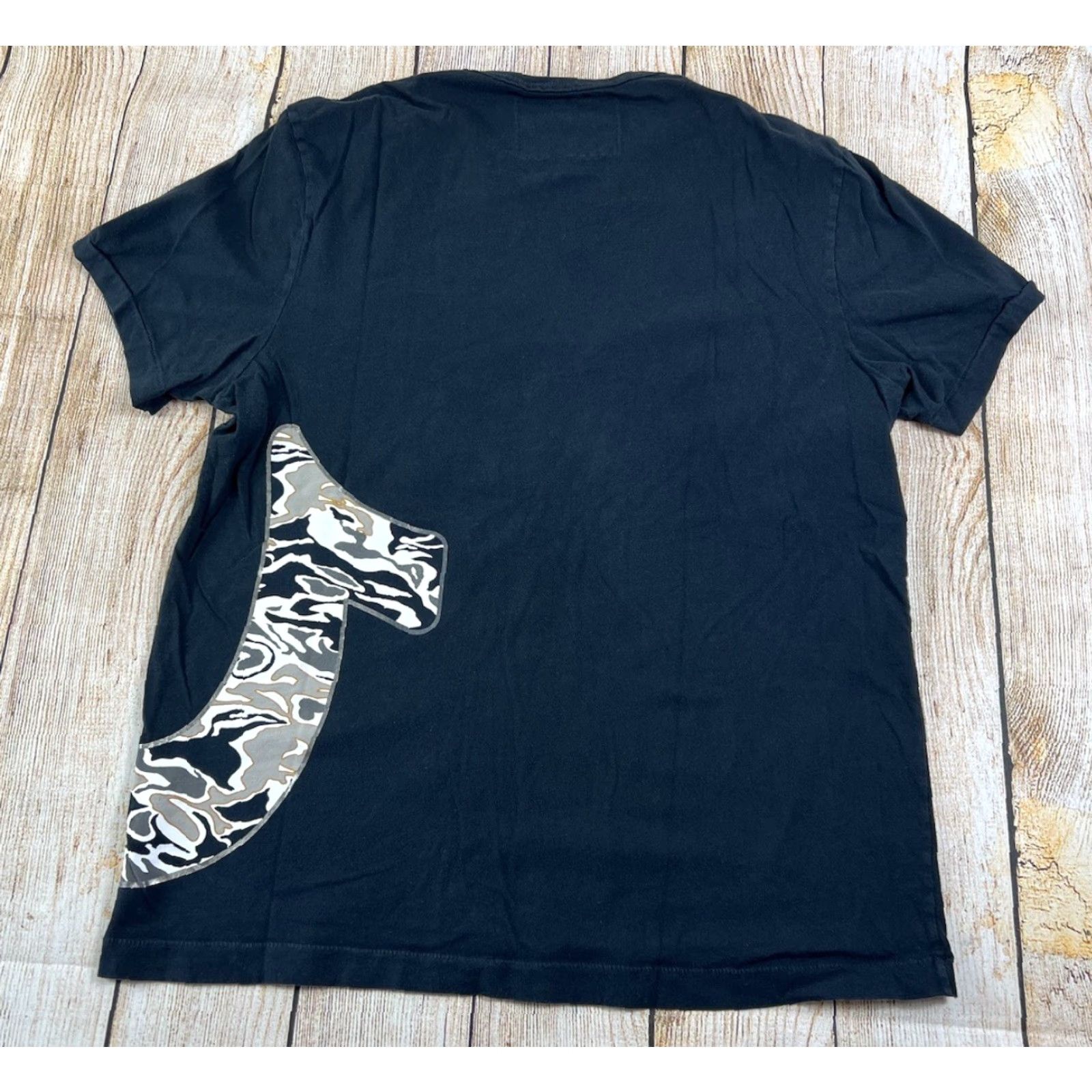 True Religion True Religion Mens T-Shirt Black Logo Large L Short Sleeve Regular Size Large Size US L / EU 52-54 / 3 - 2 Thumbnail