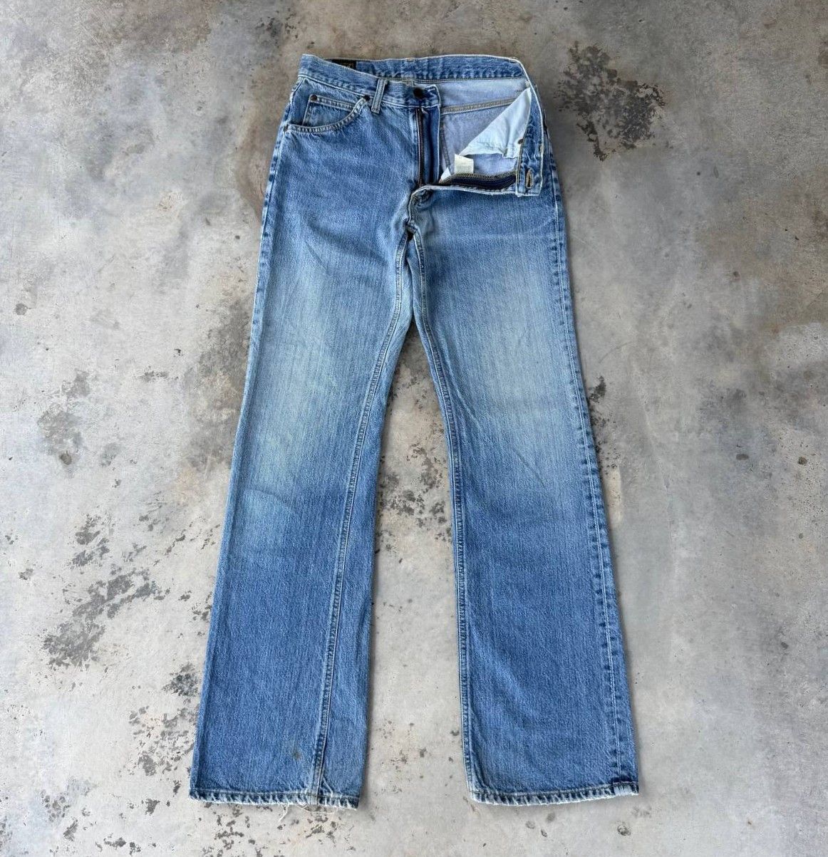 Lee Vintage 90s LEE RIDERS Japan Faded Bluewash Light Whiskering Size US 28 / EU 44 - 5 Thumbnail