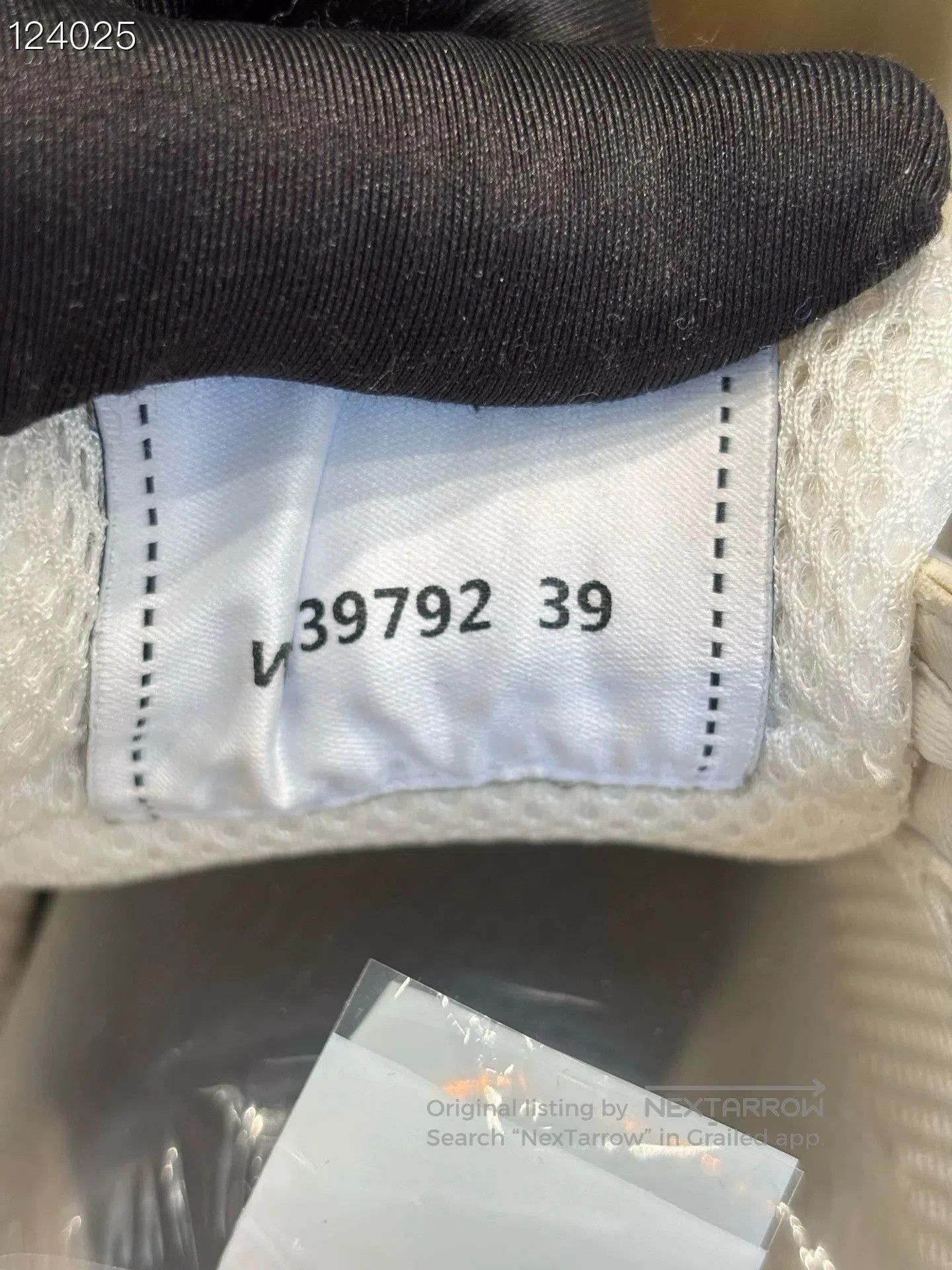Chanel Chanel Silver Sneakers Size 39. Size US 8 / IT 38 - 5 Thumbnail