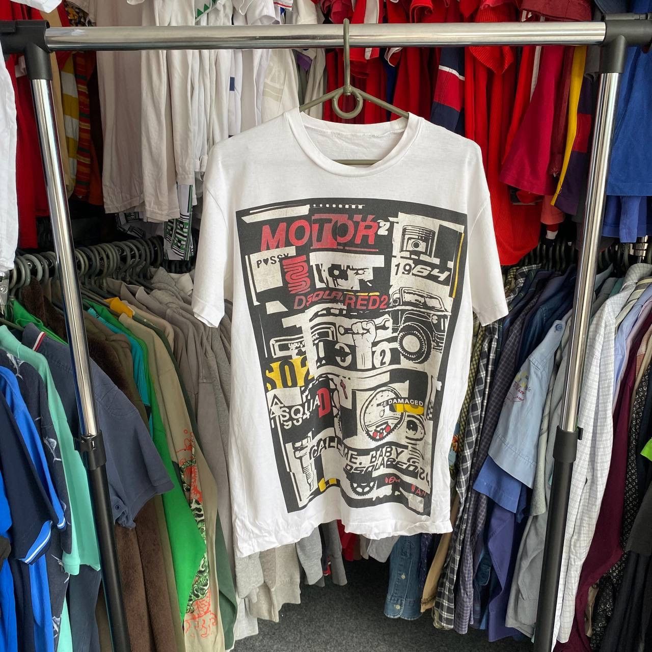 Dsquared2 Luxury Dsquared2 Big Graphic logo designer y2k tee Size US S / EU 44-46 / 1 - 1 Thumbnail