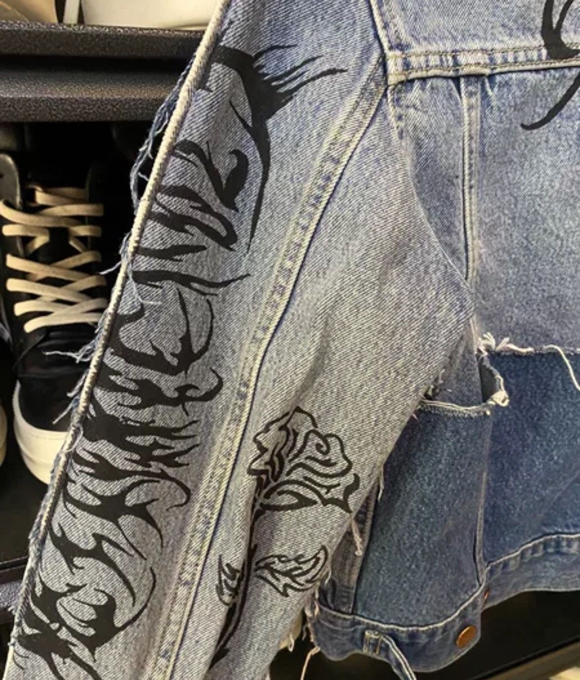 Vetements Vetements 18aw Totem Deconstruction Patchwork Denim Jacket Size US XS / EU 42 / 0 - 4 Thumbnail